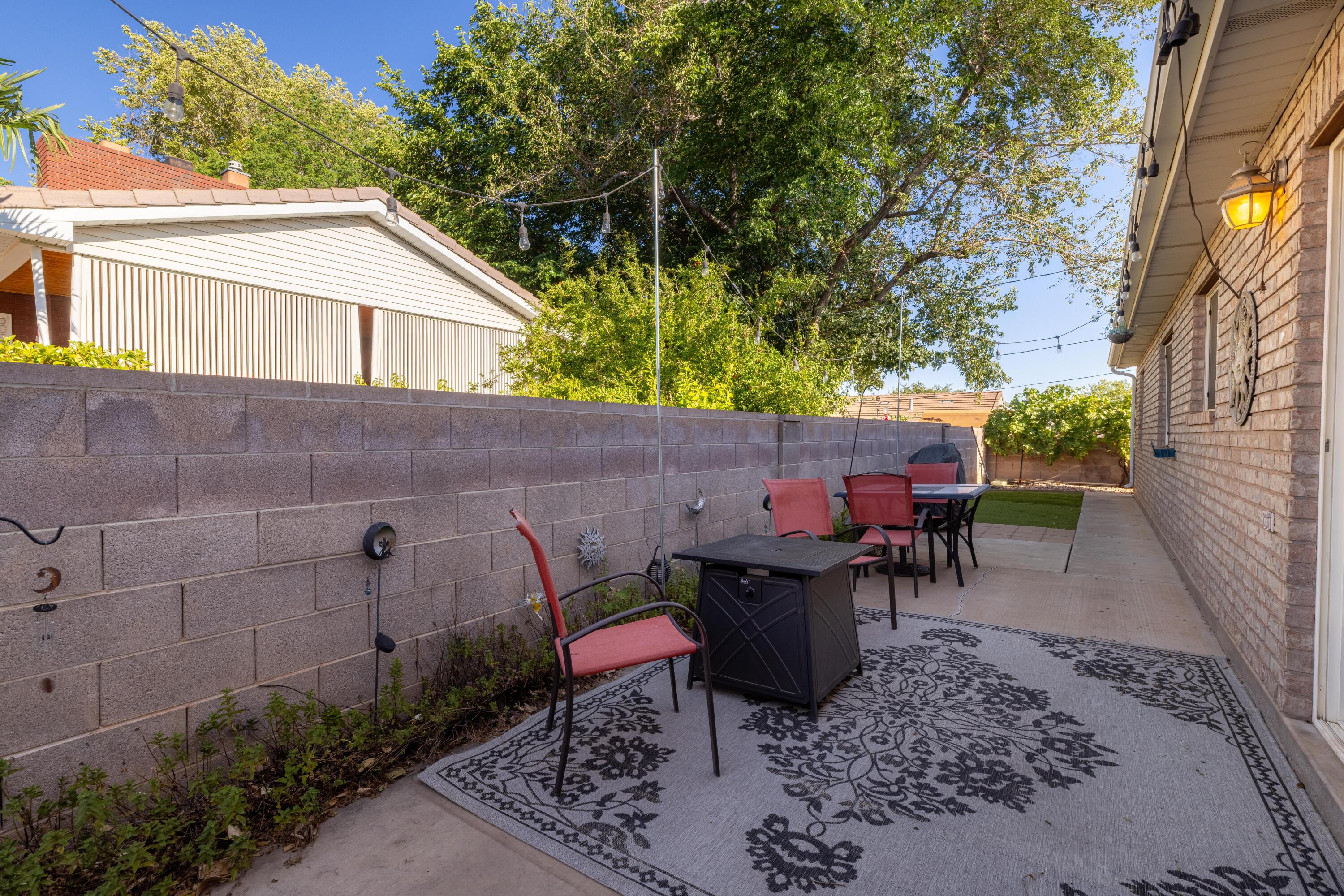 PARK CENTRAL TOWNHOMES - Residential