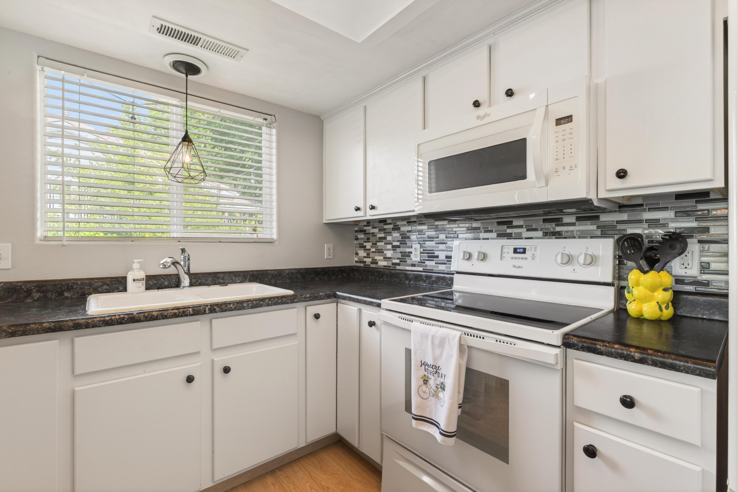 PARK CENTRAL TOWNHOMES - Residential