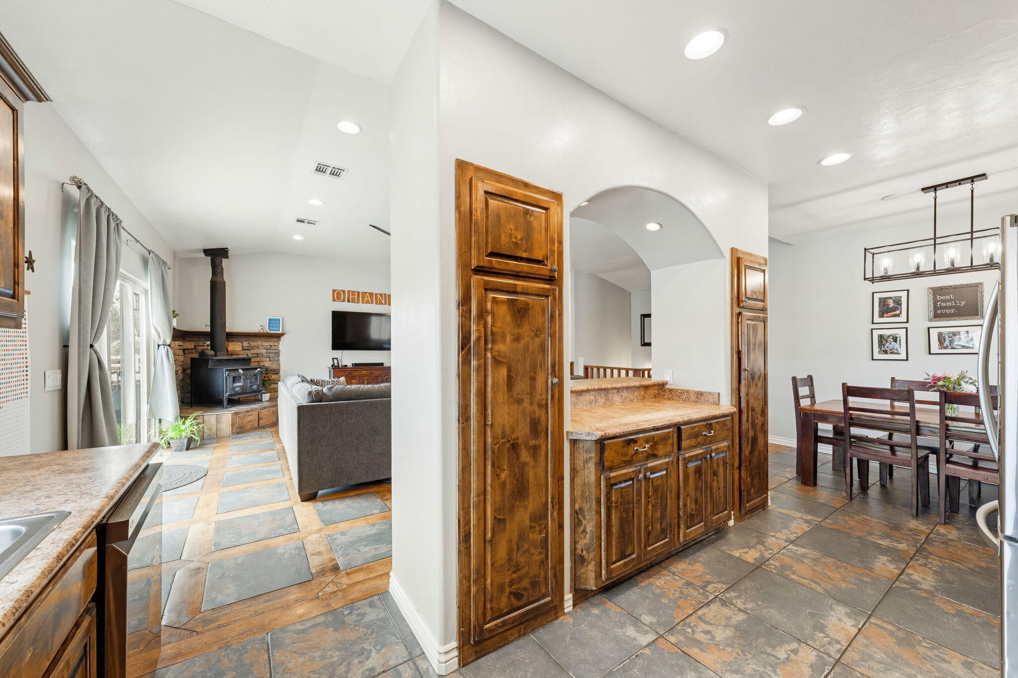 PARADISE ESTATES - Residential