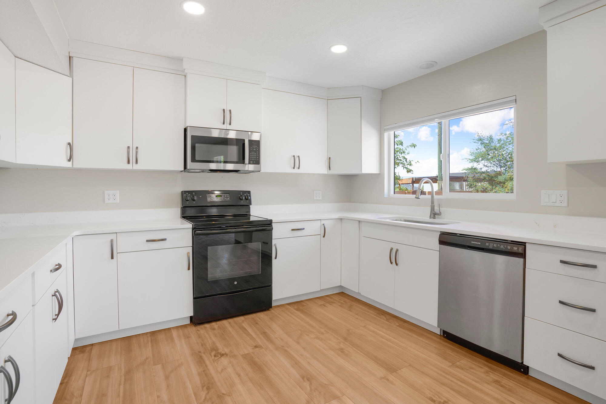 ORCHARD SPRINGS - Residential