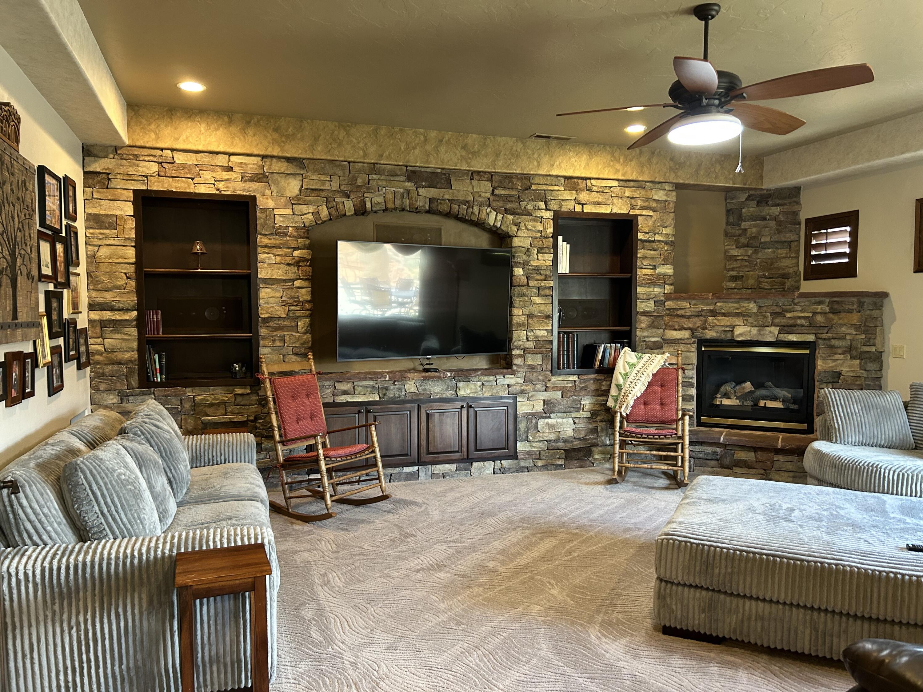 WESTGATE HILLS - Residential