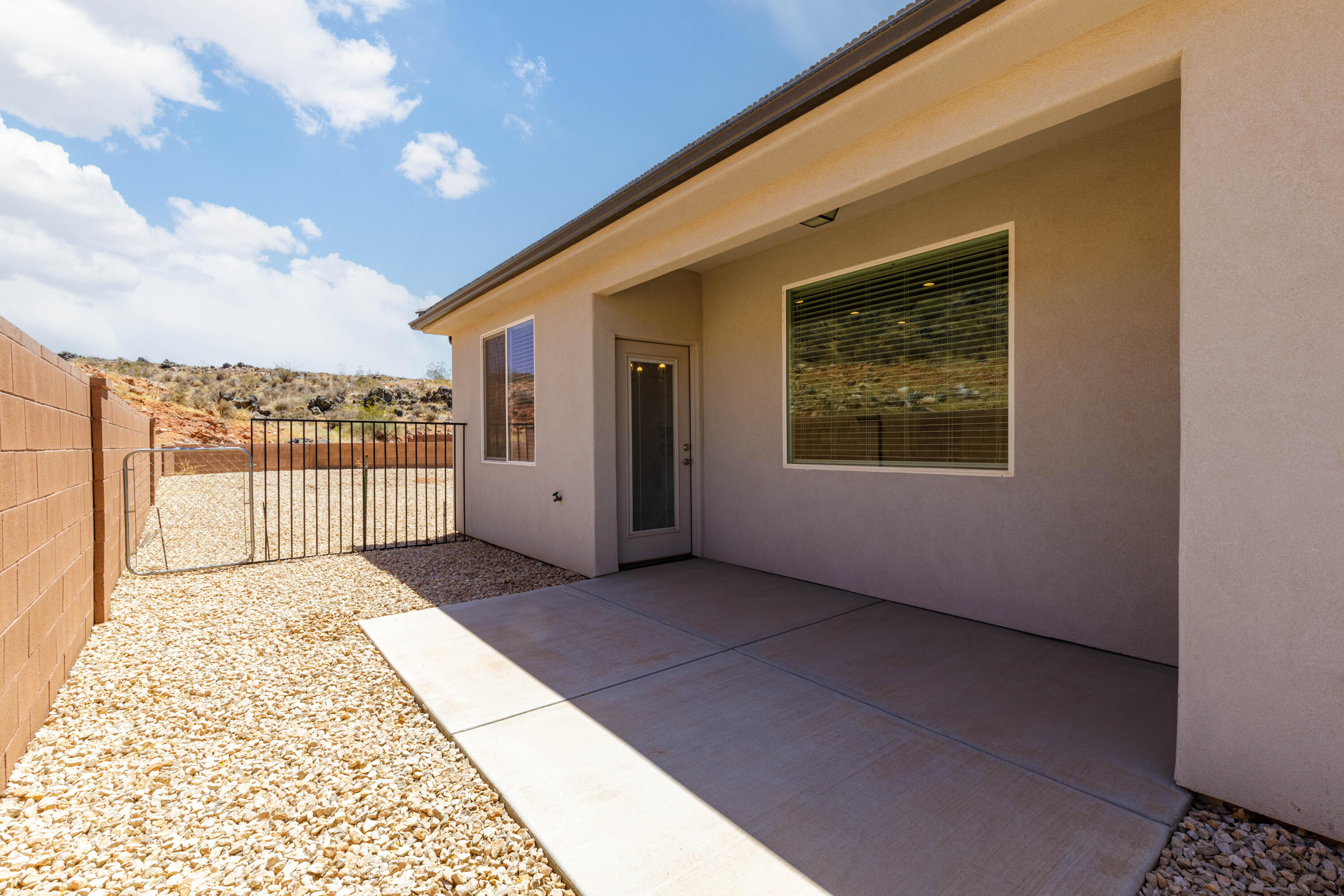 PEREGRINE POINTE - Residential