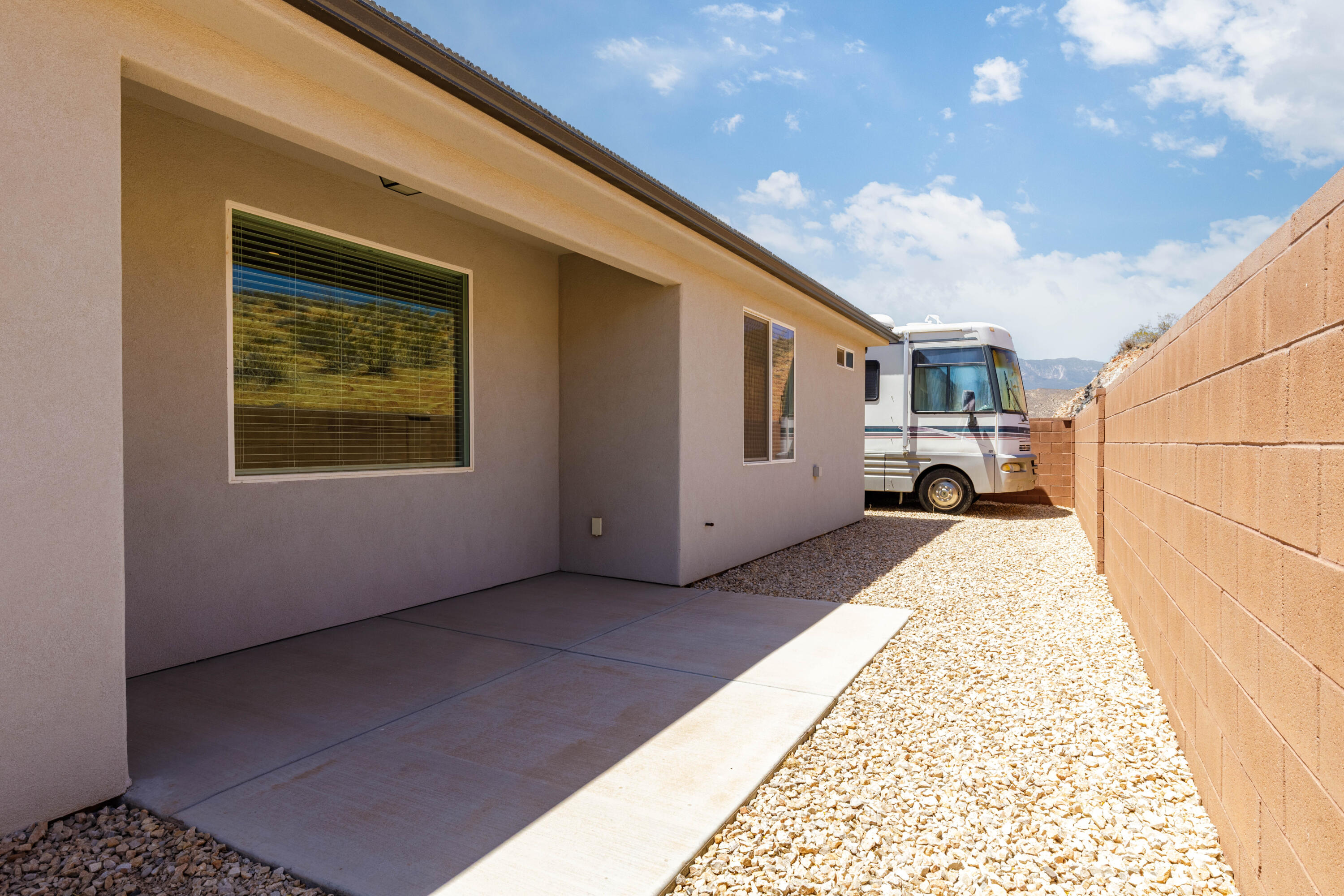 PEREGRINE POINTE - Residential
