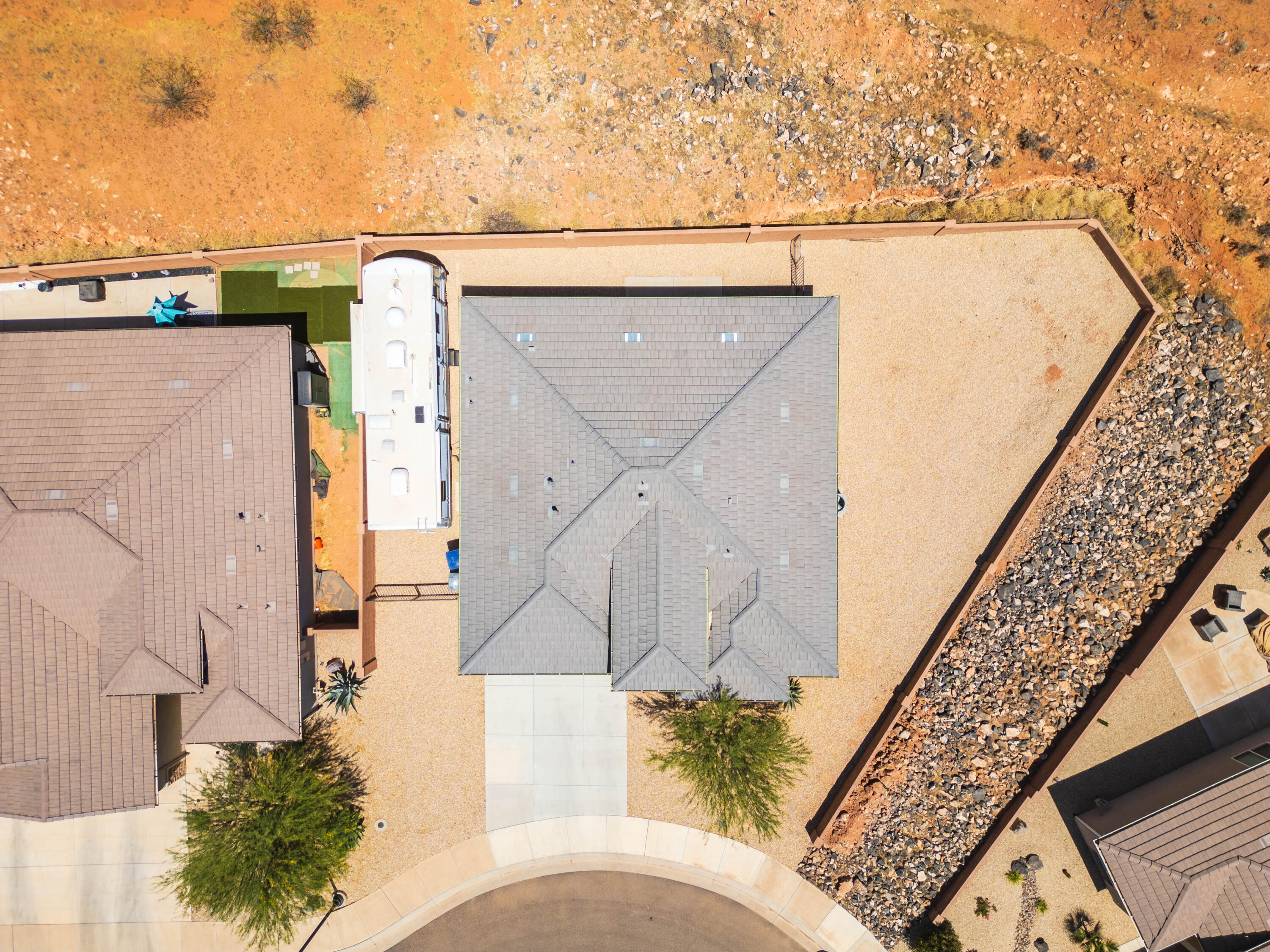 PEREGRINE POINTE - Residential