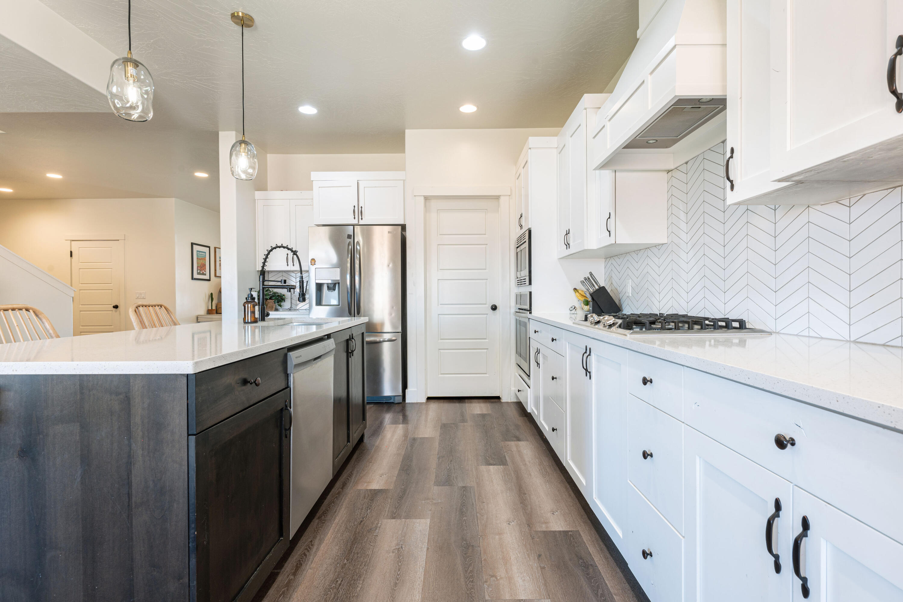 SAGE CANYON - Residential