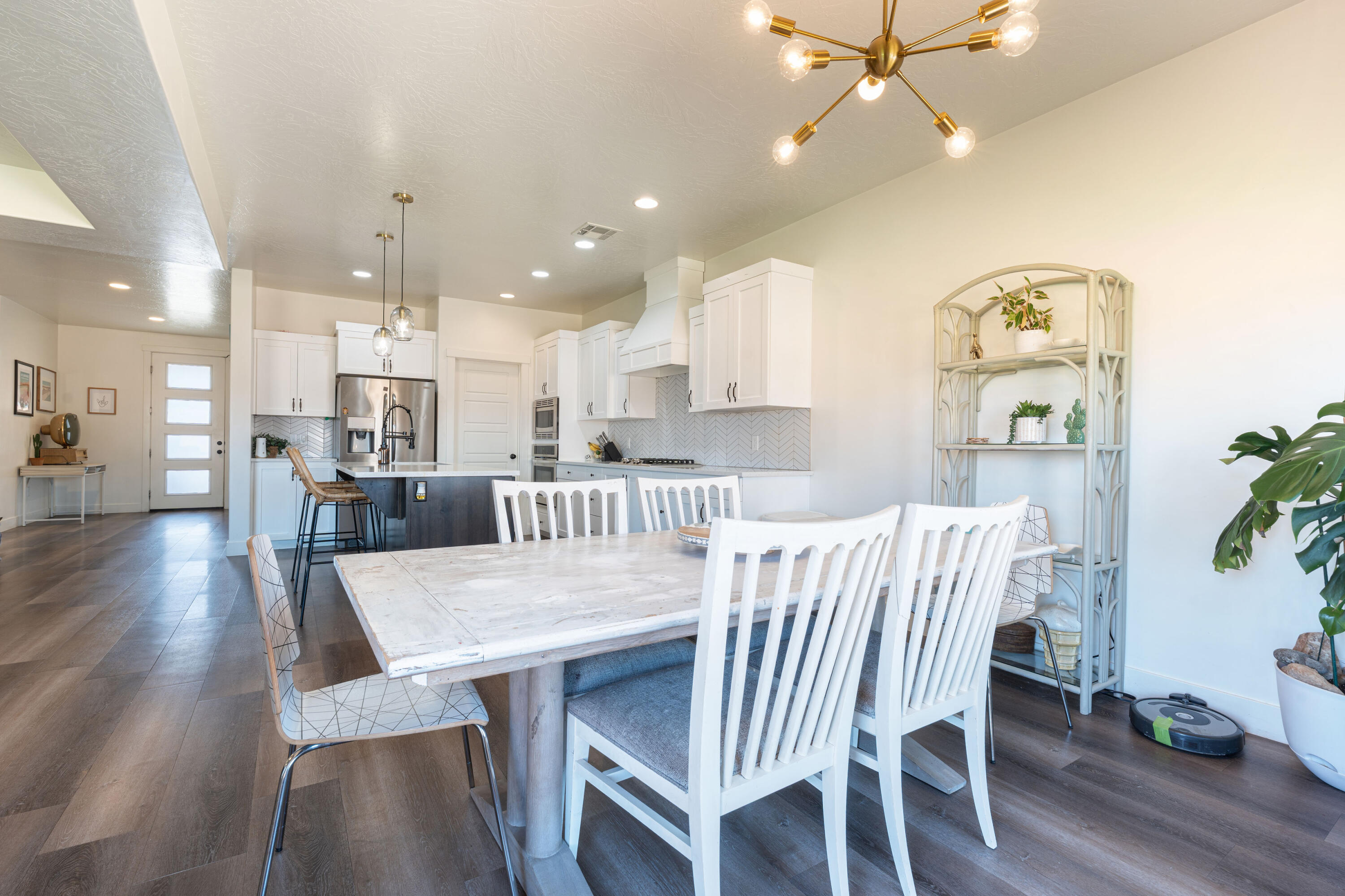 SAGE CANYON - Residential
