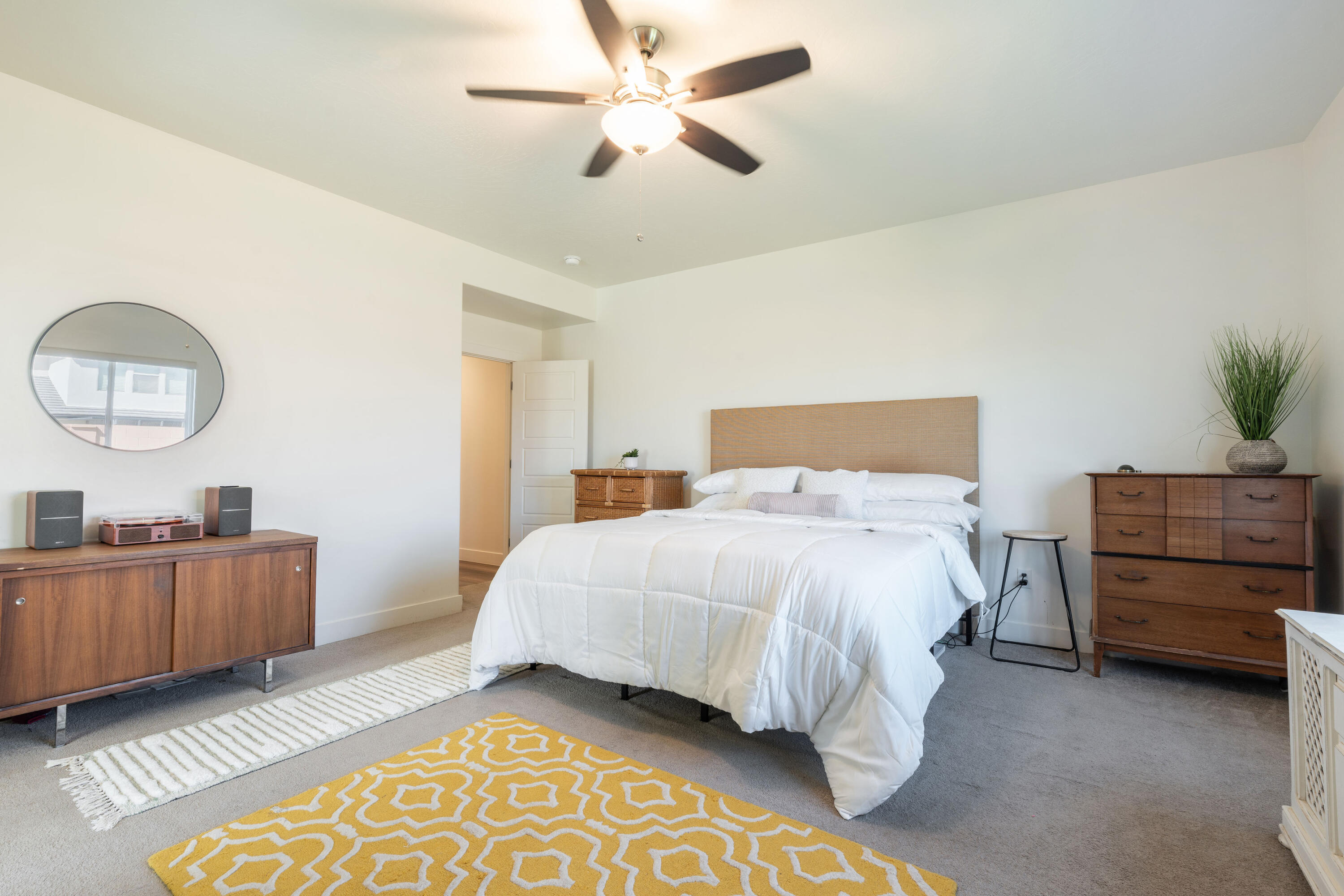 SAGE CANYON - Residential