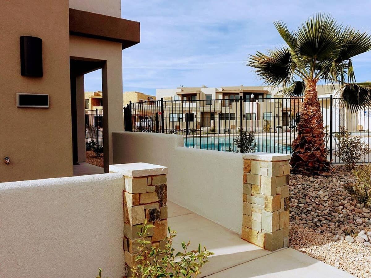 TOWN CENTER AT CORAL CANYON - Residential