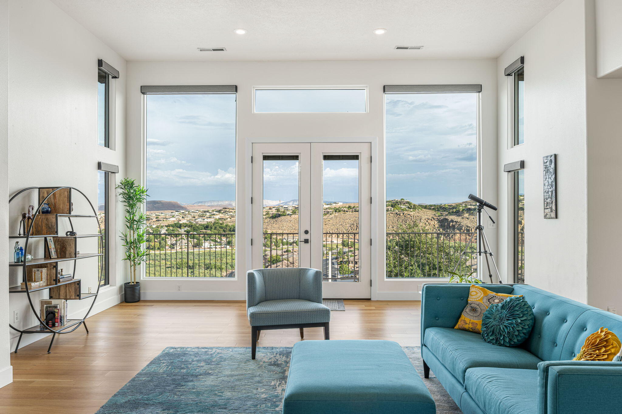 FOREMASTER RIDGE - Residential