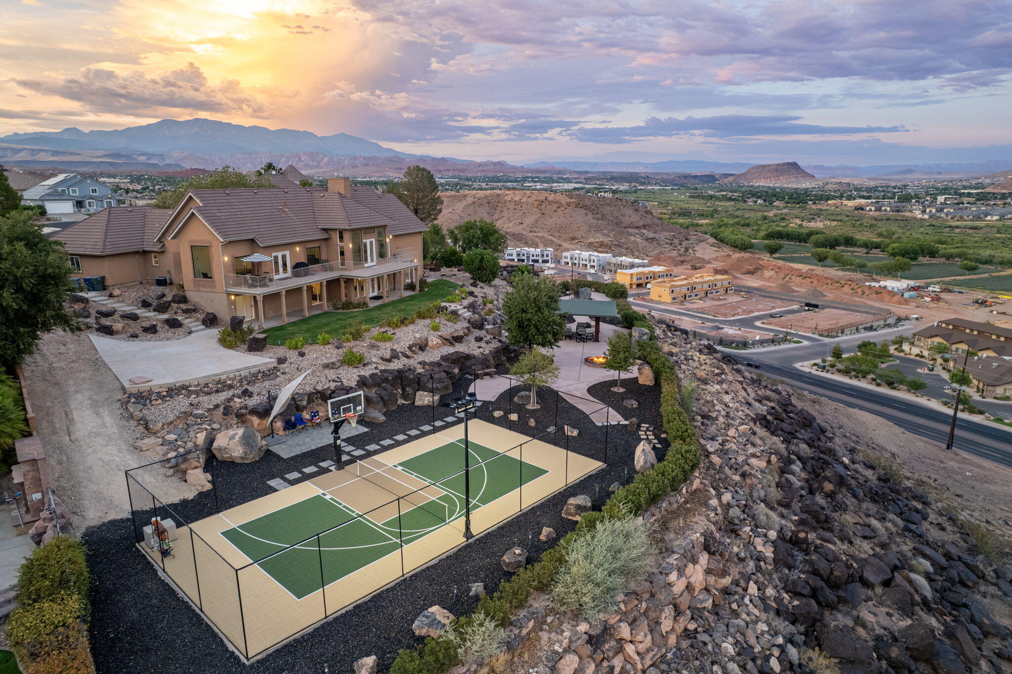 FOREMASTER RIDGE - Residential