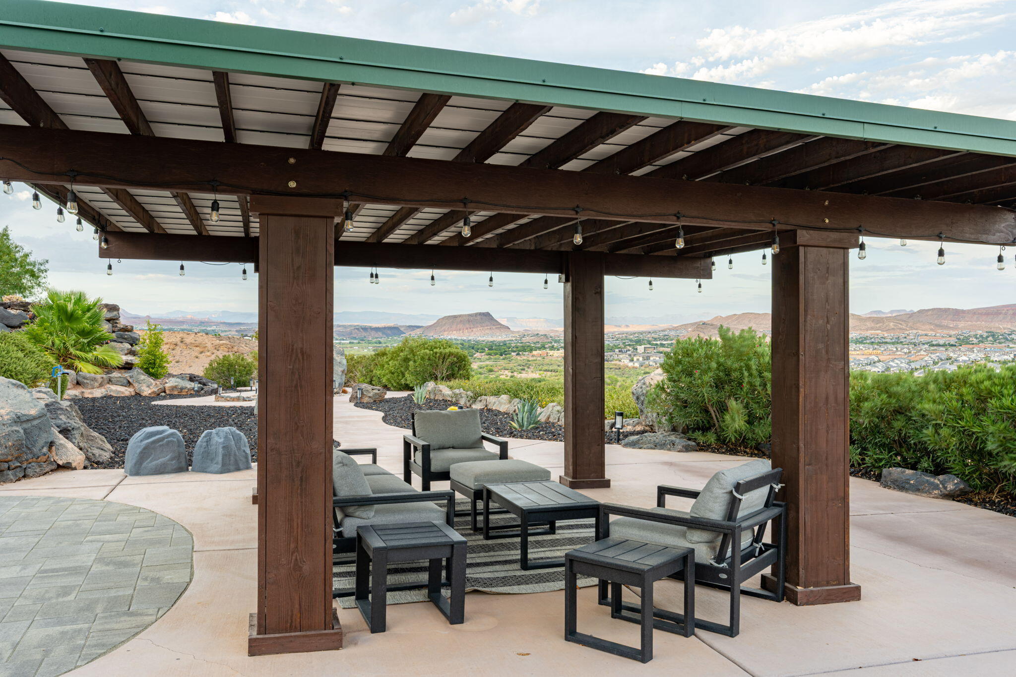 FOREMASTER RIDGE - Residential