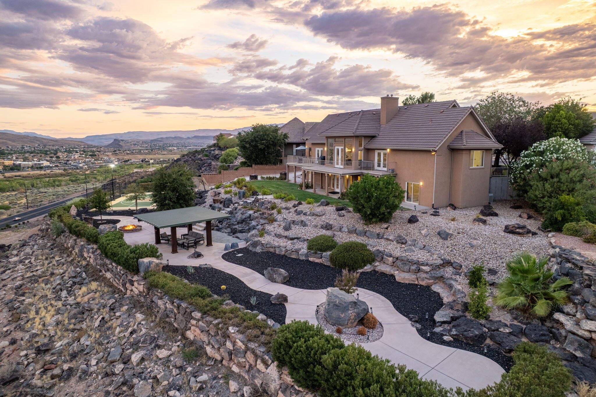 FOREMASTER RIDGE - Residential