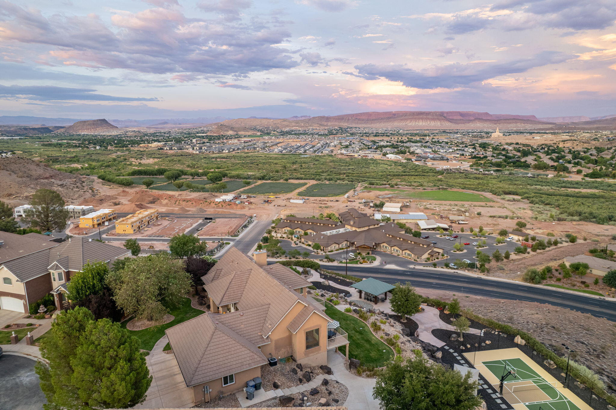 FOREMASTER RIDGE - Residential