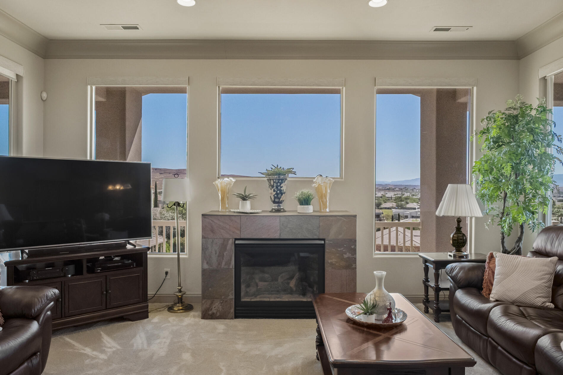 SILVERSTONE AT GREEN SPRINGS - Residential