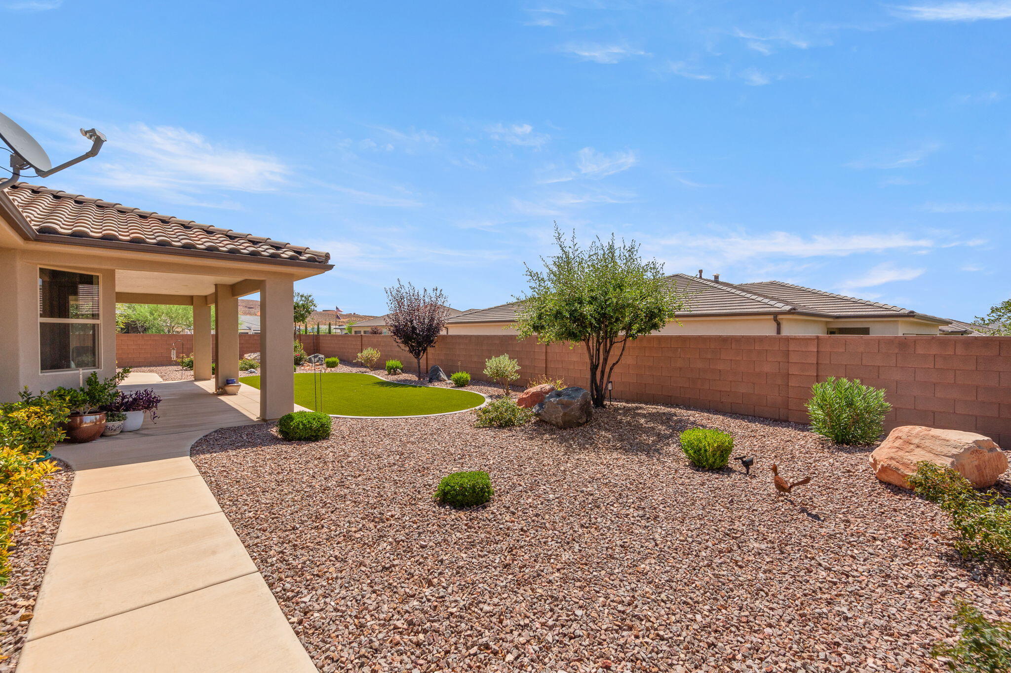WASHINGTON VISTA - Residential