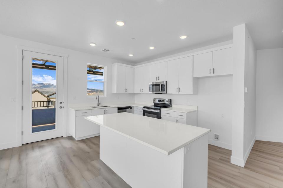 DESERT COLOR AUBURN HILLS - Residential
