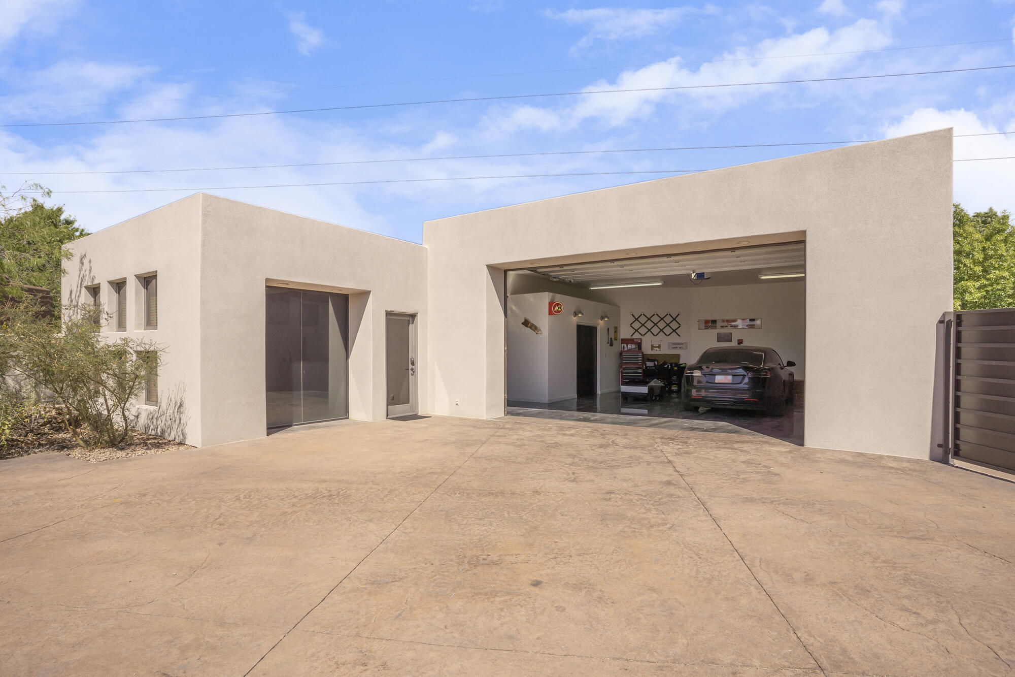 ENTRADA LAVA COVE - Residential