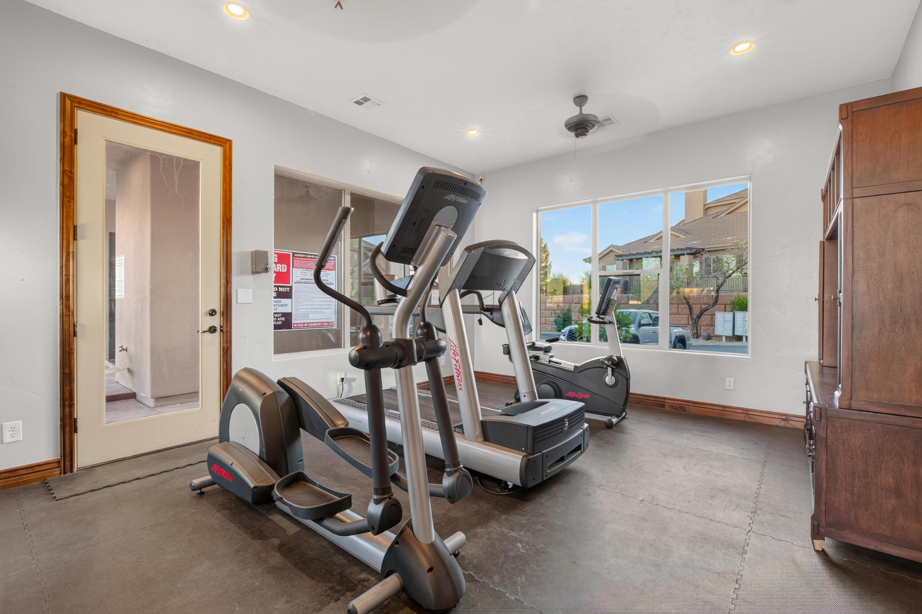 CORAL RIDGE TOWNHOMES - Residential