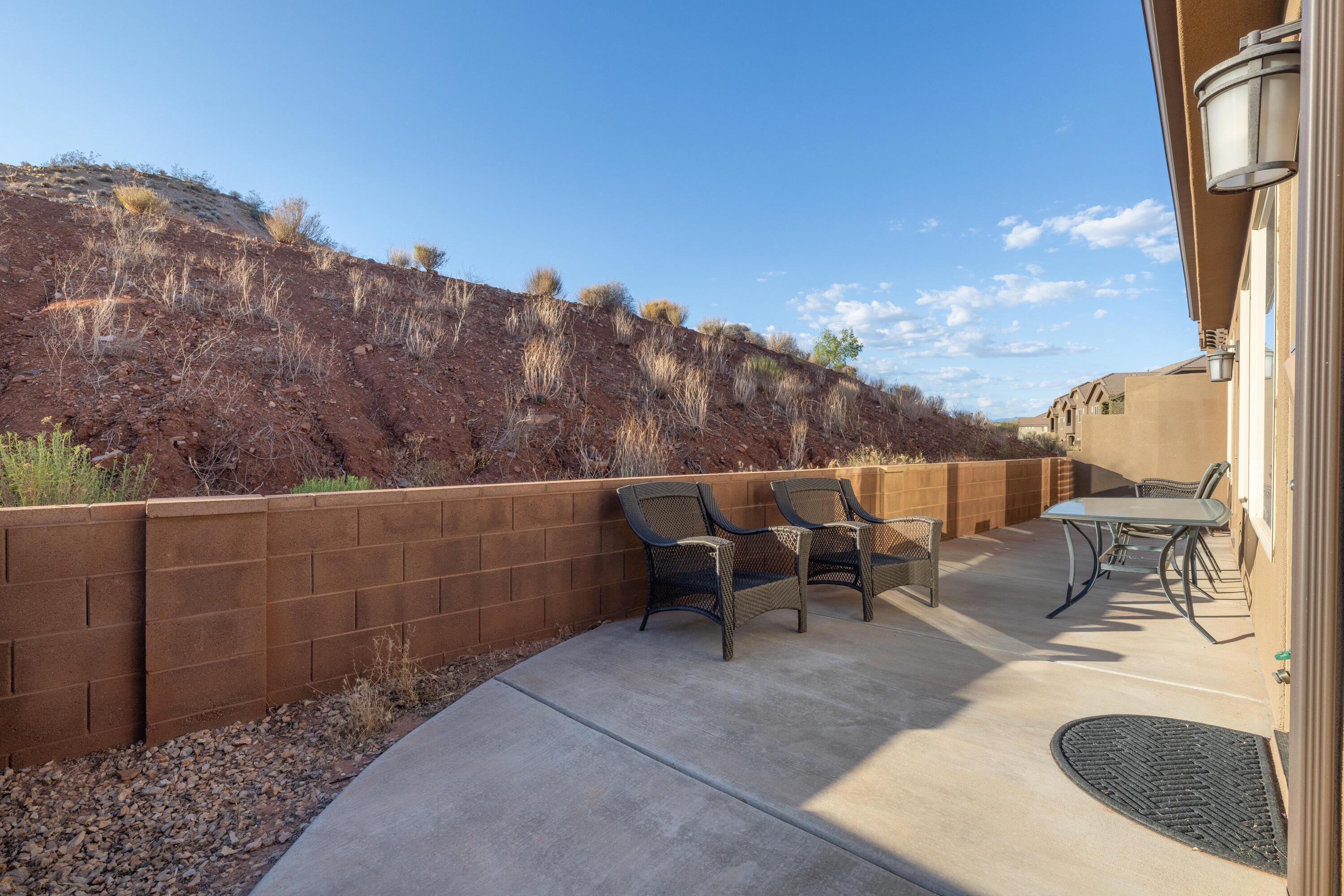 CORAL RIDGE TOWNHOMES - Residential