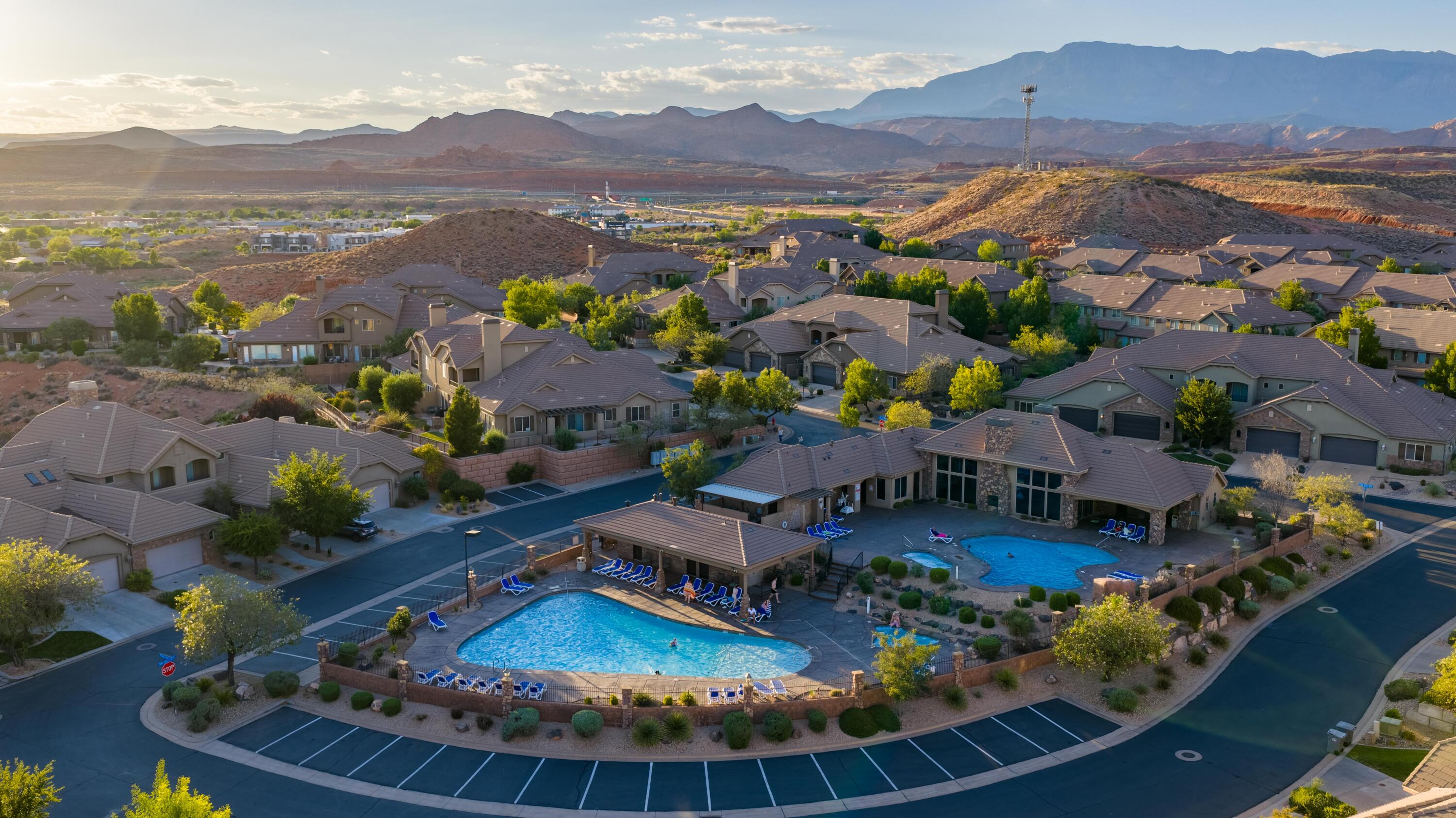 CORAL RIDGE TOWNHOMES - Residential