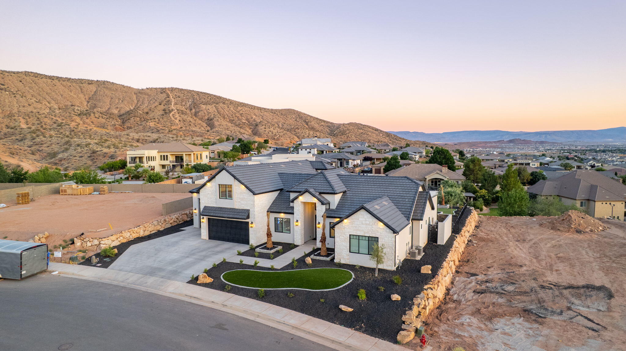 HEIGHTS AT WASHINGTON BENCH - Residential