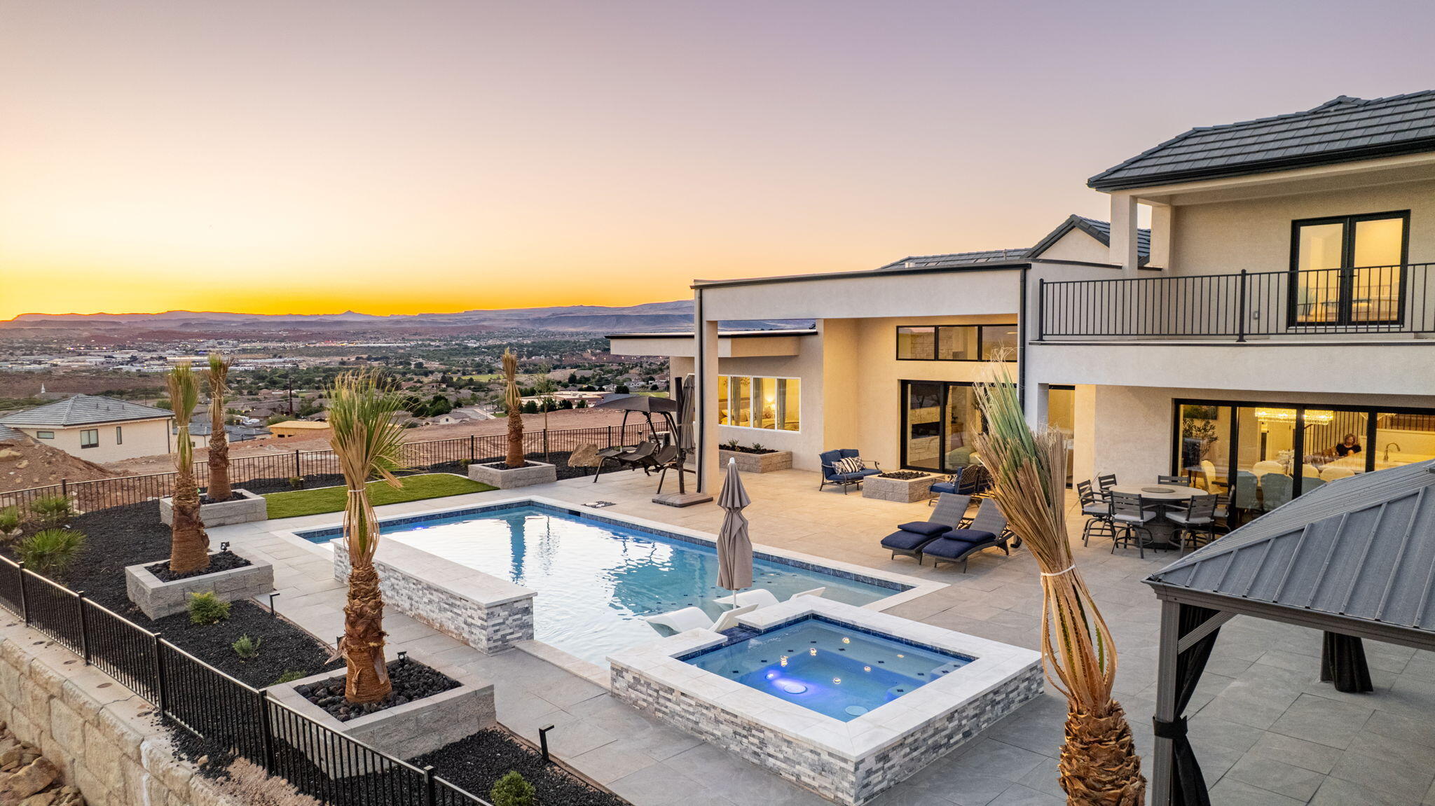 HEIGHTS AT WASHINGTON BENCH - Residential