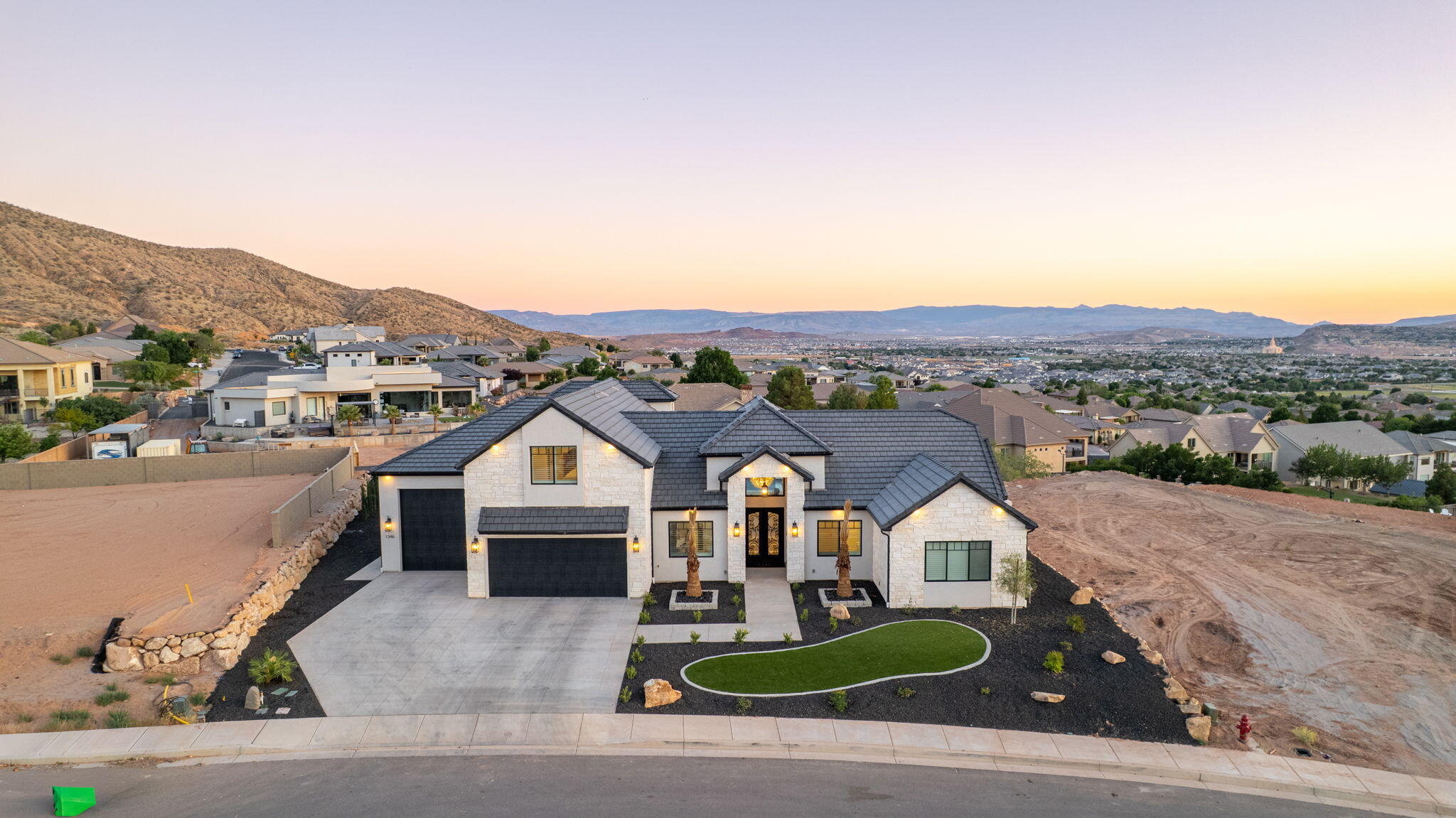 HEIGHTS AT WASHINGTON BENCH - Residential