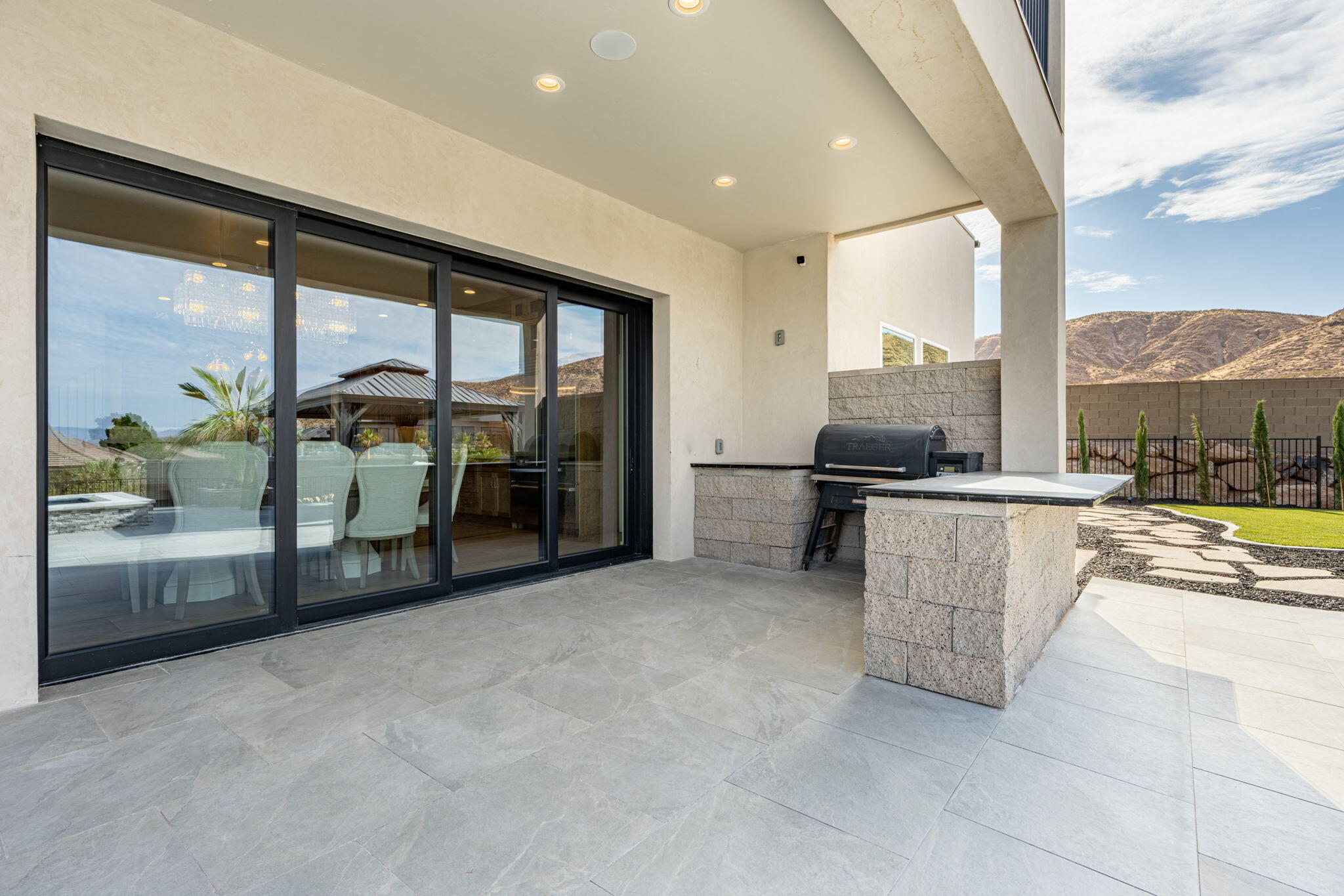 HEIGHTS AT WASHINGTON BENCH - Residential