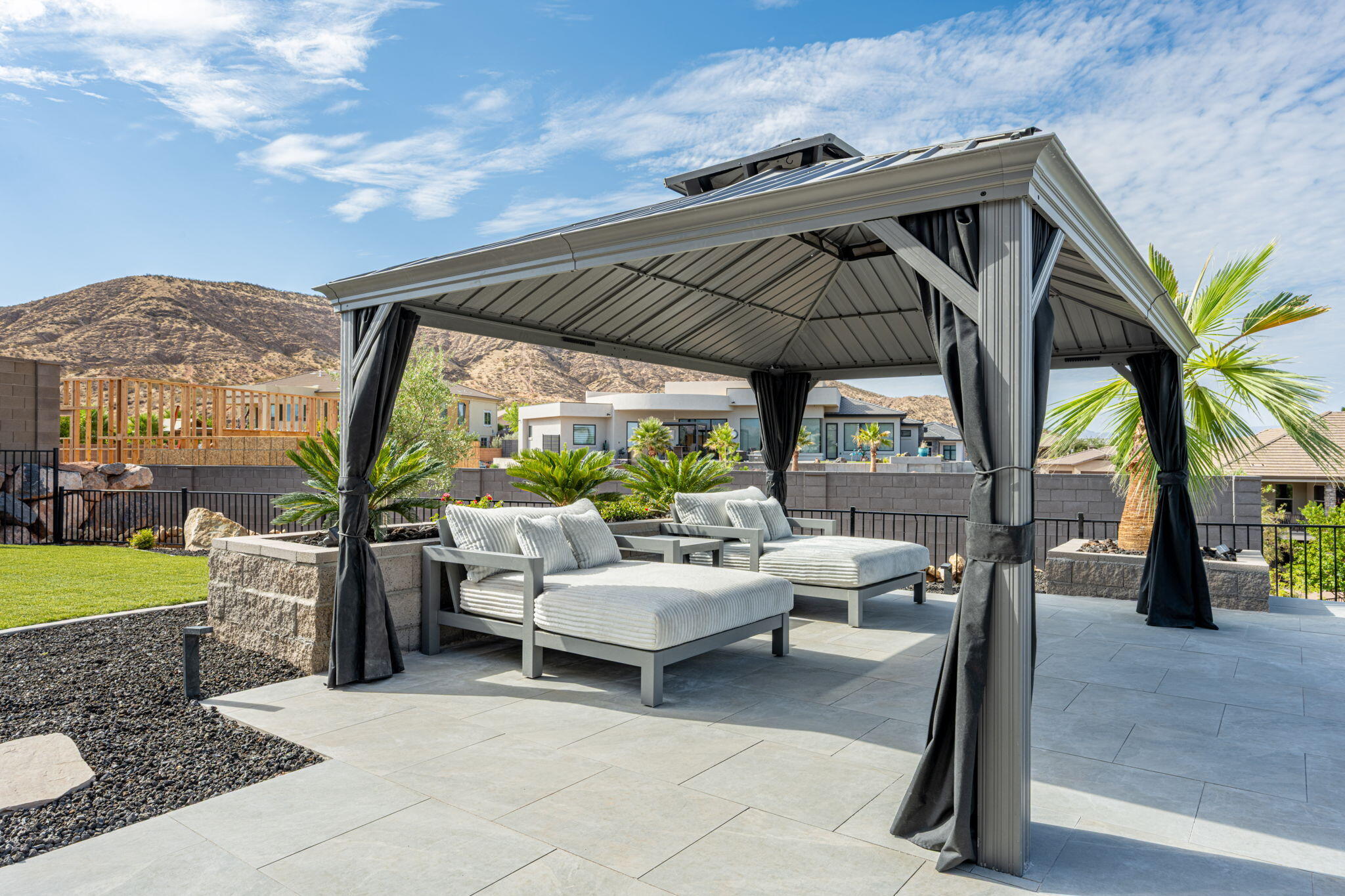HEIGHTS AT WASHINGTON BENCH - Residential