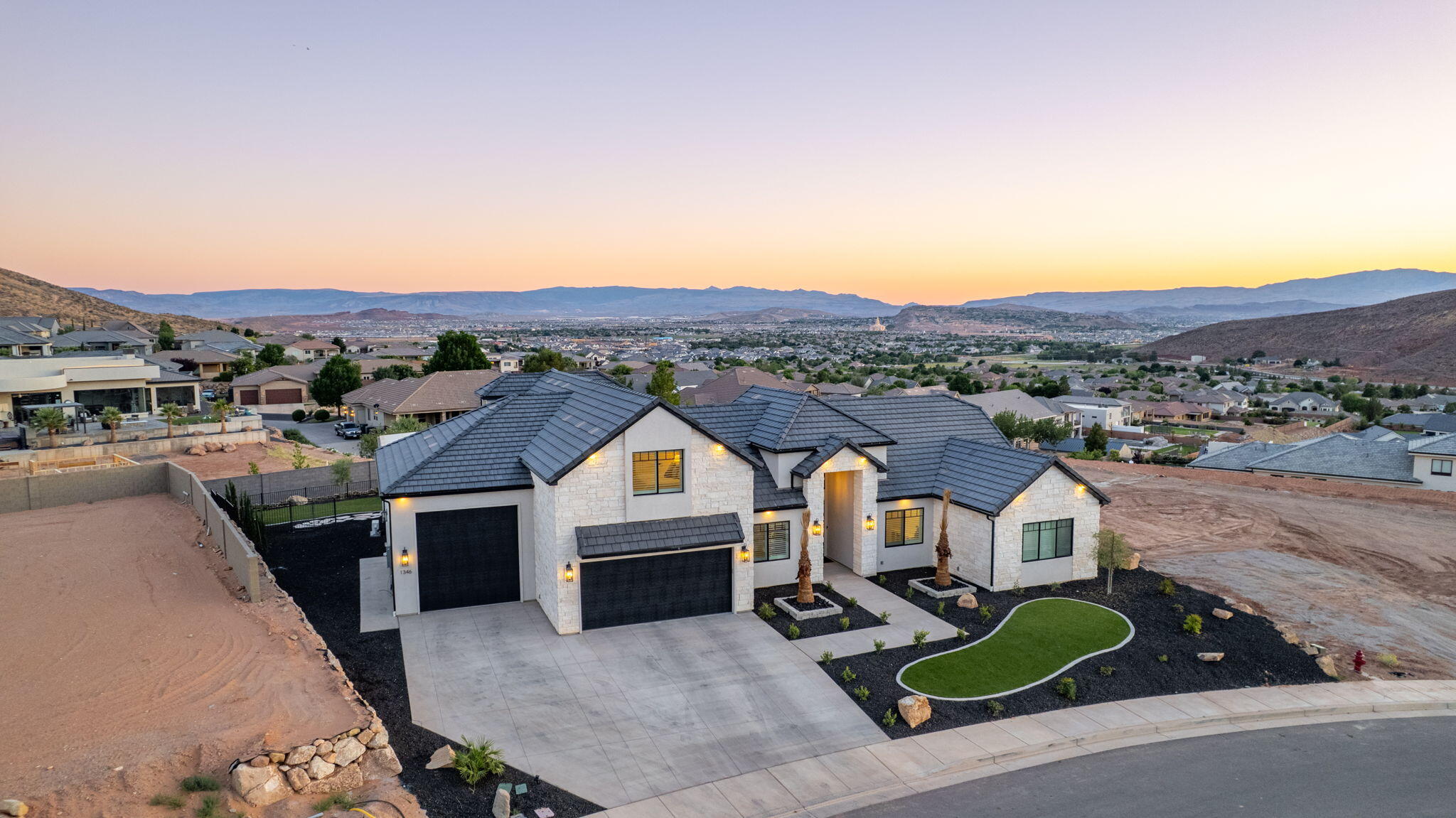 HEIGHTS AT WASHINGTON BENCH - Residential