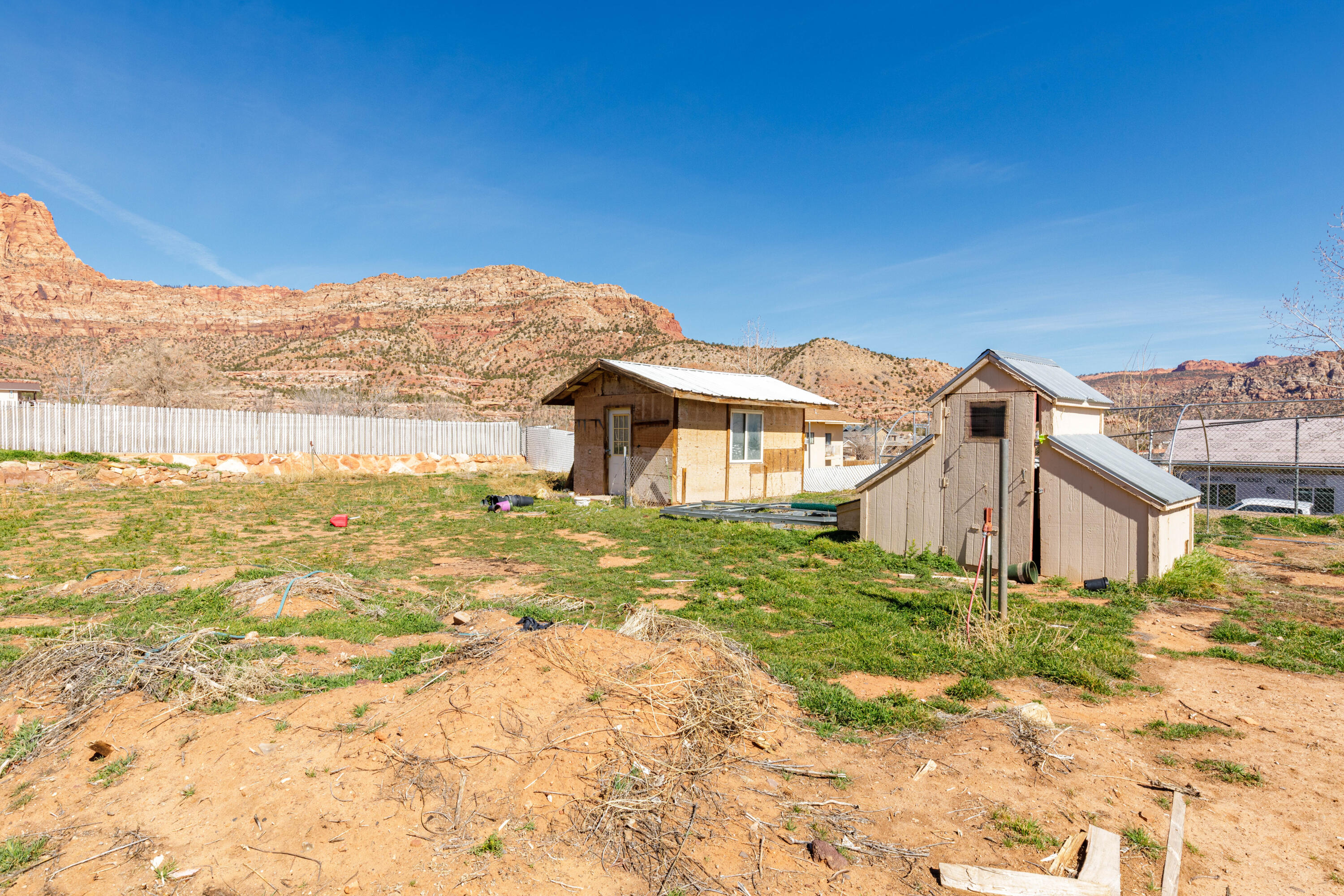 SHORT CREEK - Residential