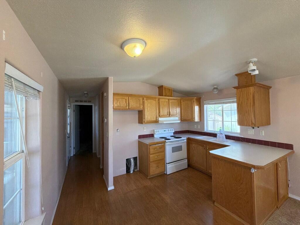 CHEROKEE SPRINGS RV PARK - Residential