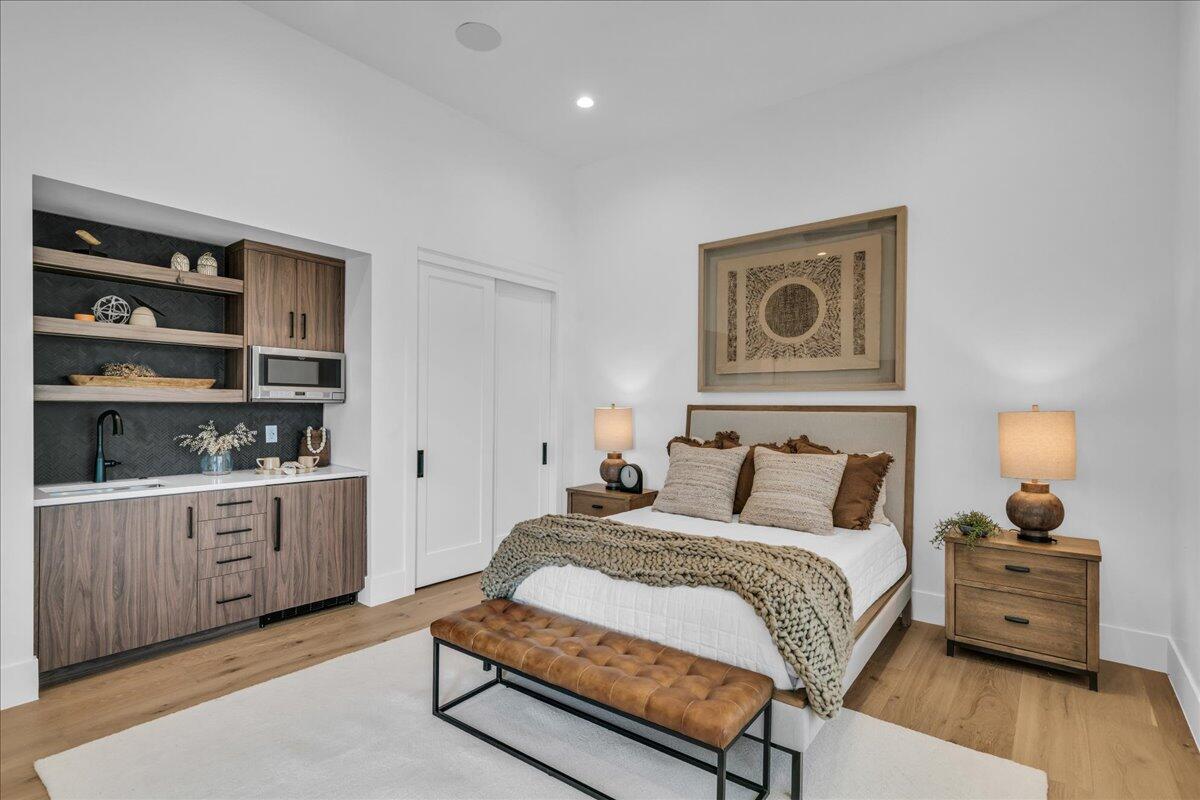 POINT AT SNOW CANYON - Residential