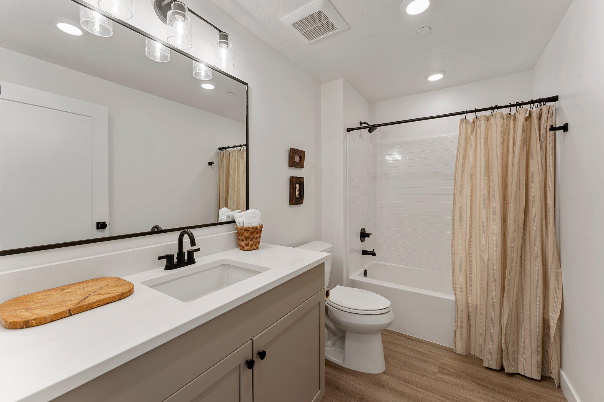 CORAL SPRINGS CONDOMINIUMS - Residential