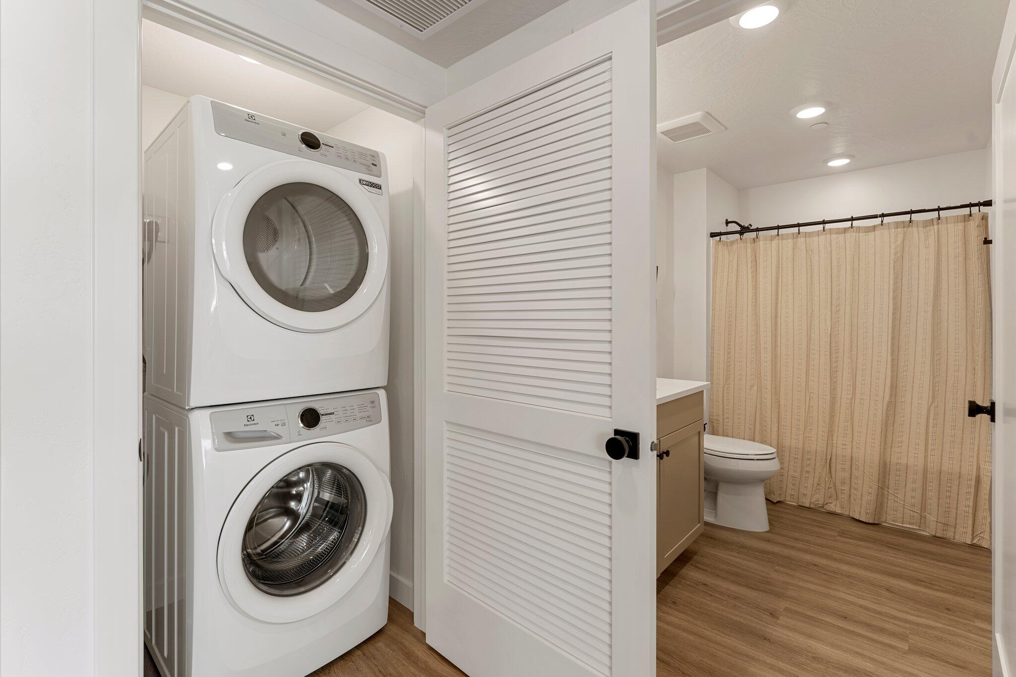 CORAL SPRINGS CONDOMINIUMS - Residential