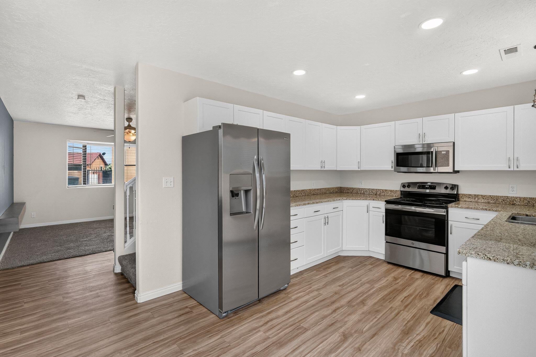 SUN VERDE ESTATES - Residential