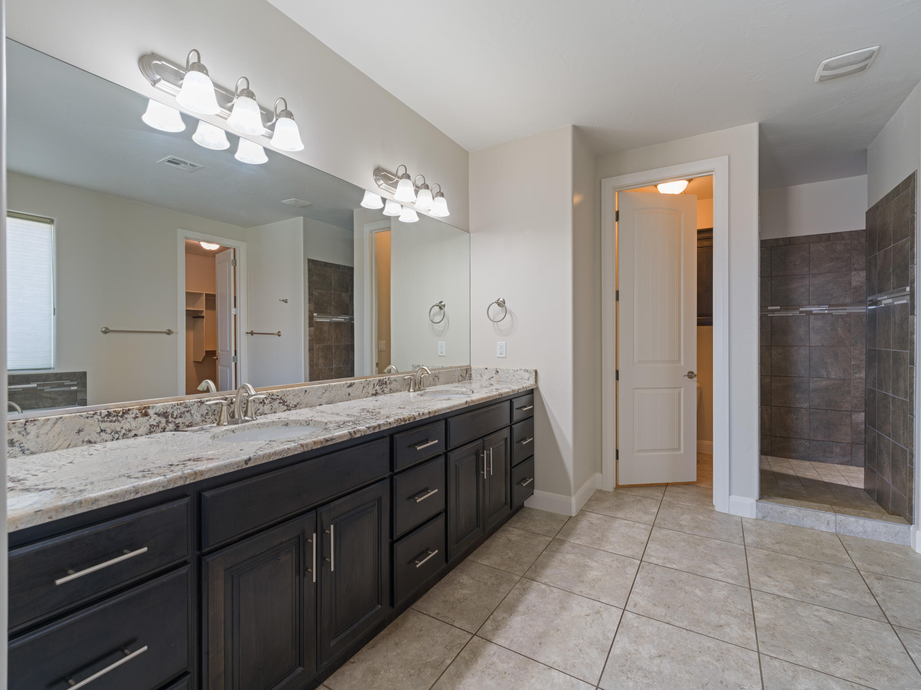 HIGHLAND PARK AT THE CORAL CANYON - Residential