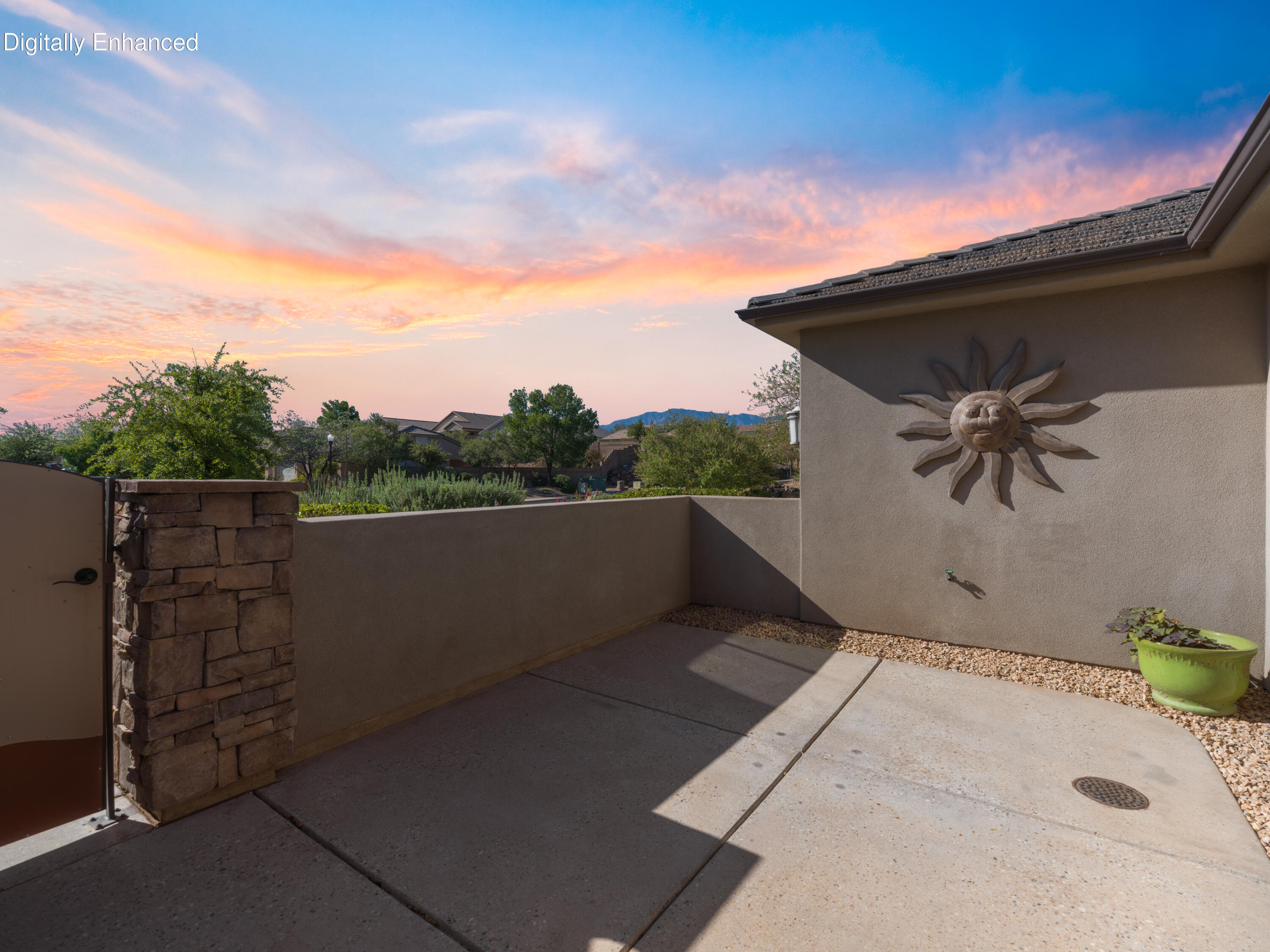 HIGHLAND PARK AT THE CORAL CANYON - Residential