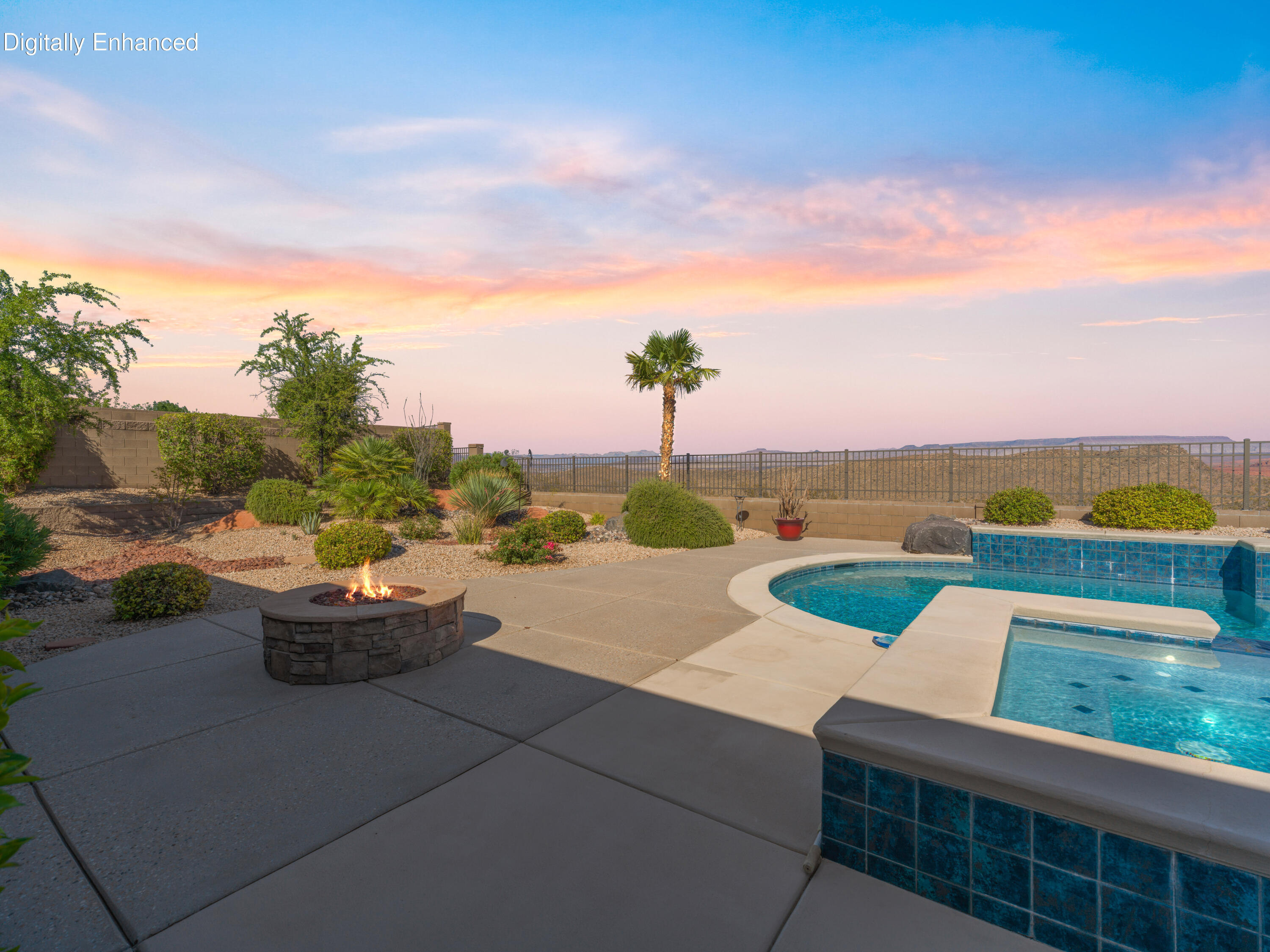 HIGHLAND PARK AT THE CORAL CANYON - Residential