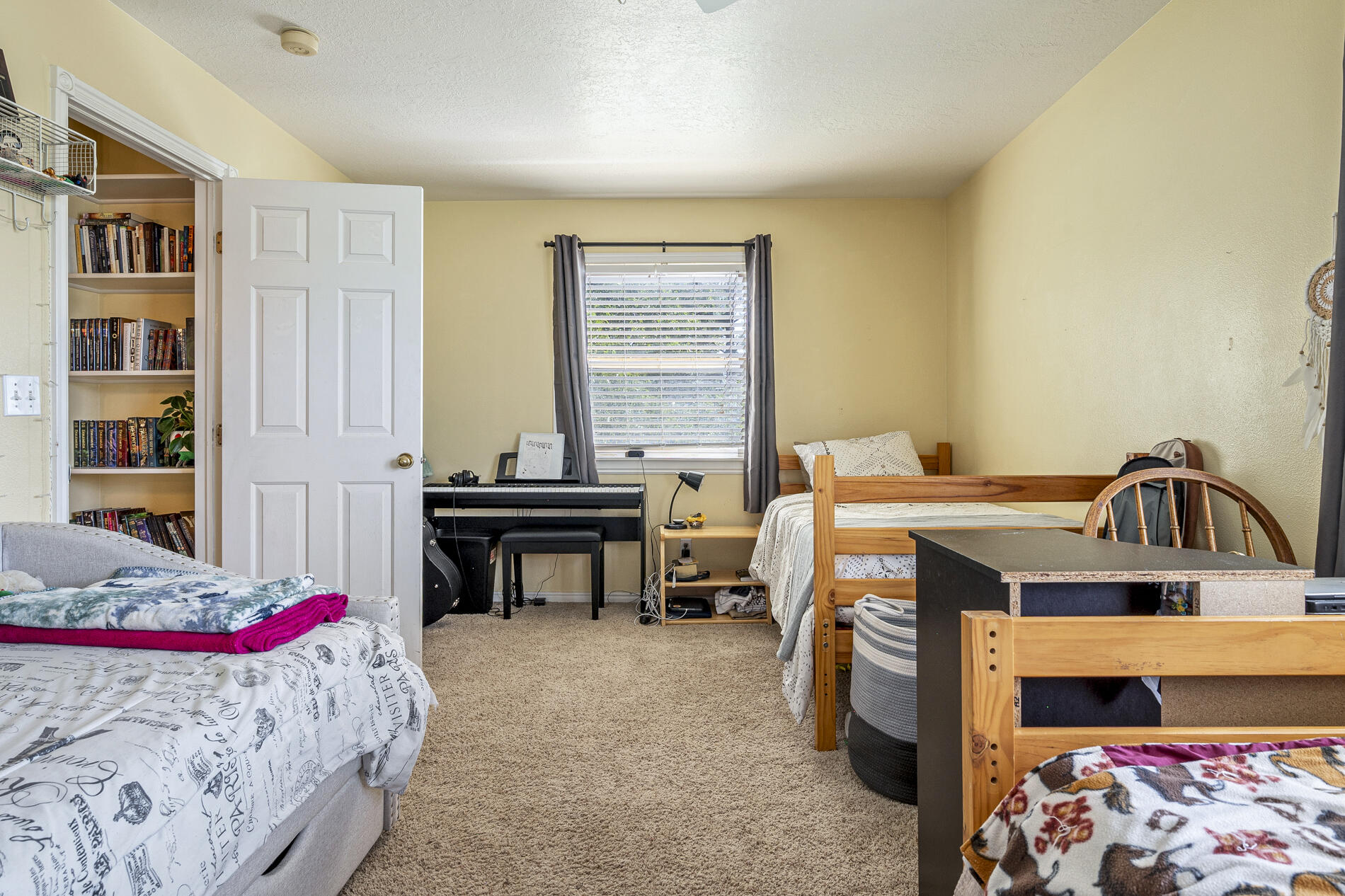 TOQUERVILLE TOWNSITE - Residential
