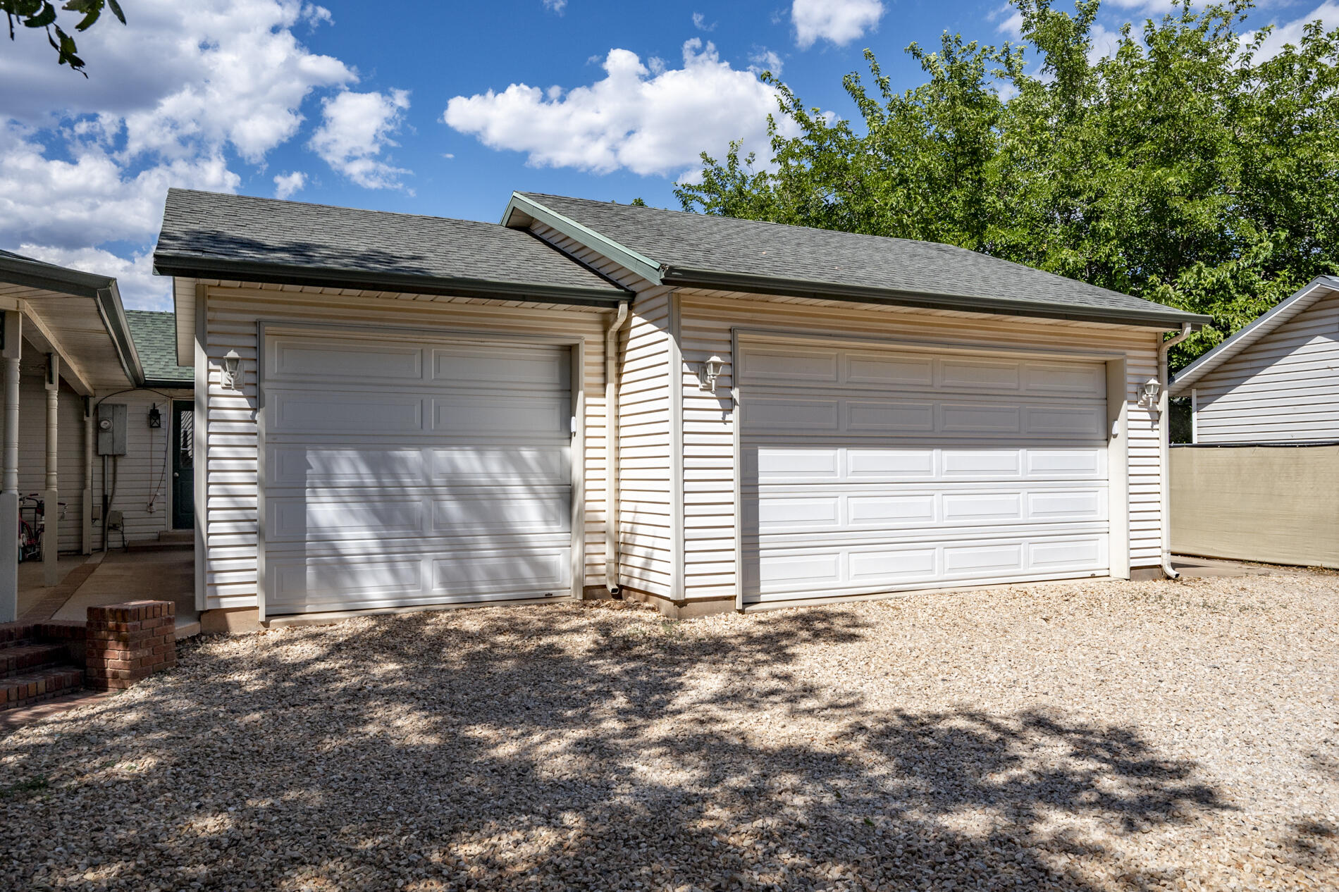 TOQUERVILLE TOWNSITE - Residential