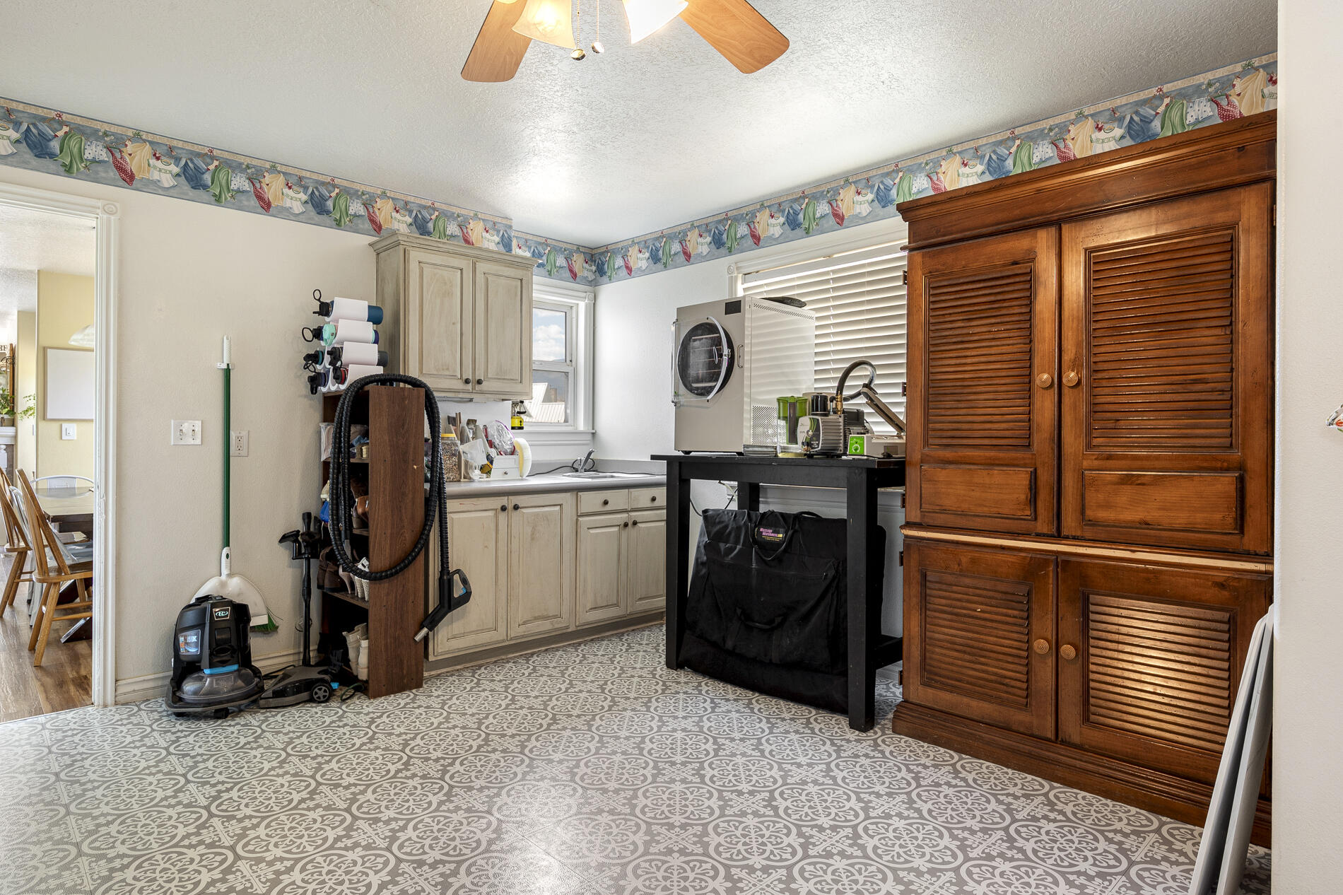 TOQUERVILLE TOWNSITE - Residential
