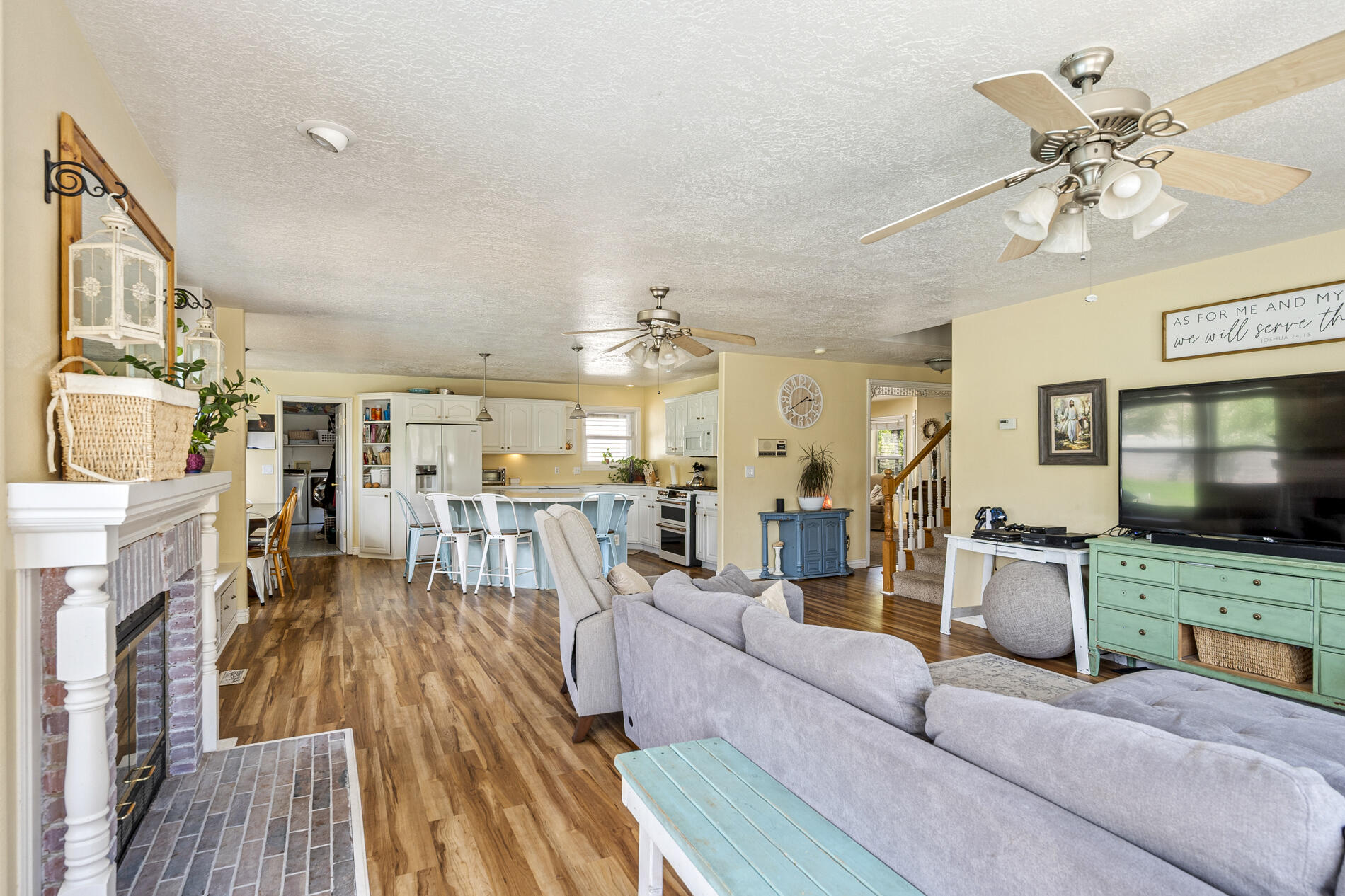 TOQUERVILLE TOWNSITE - Residential