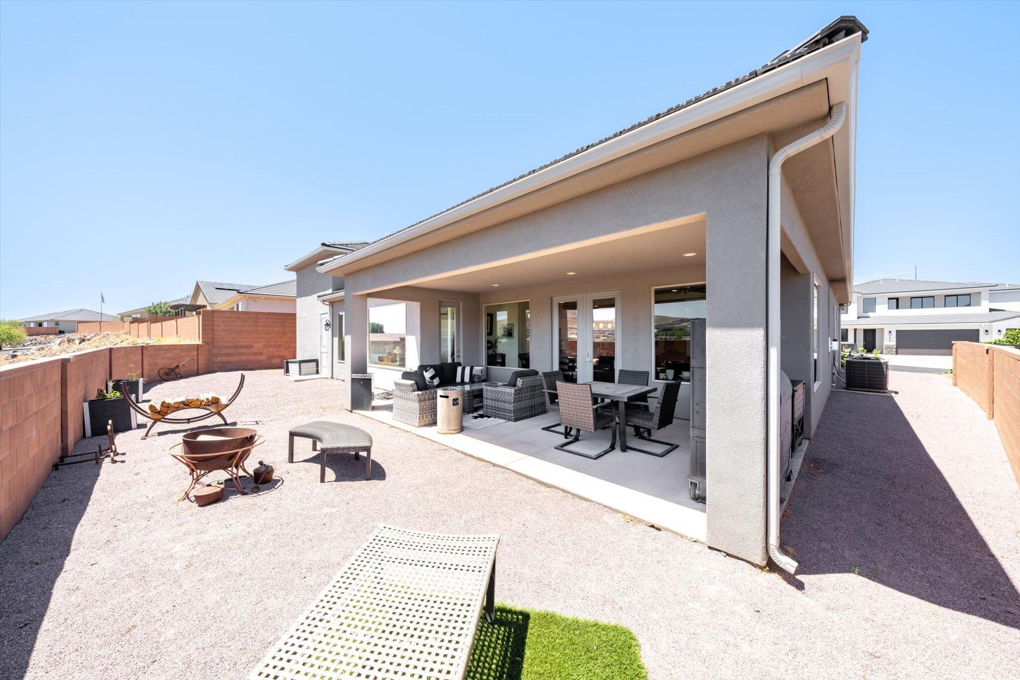 PAINTED SANDS - Residential