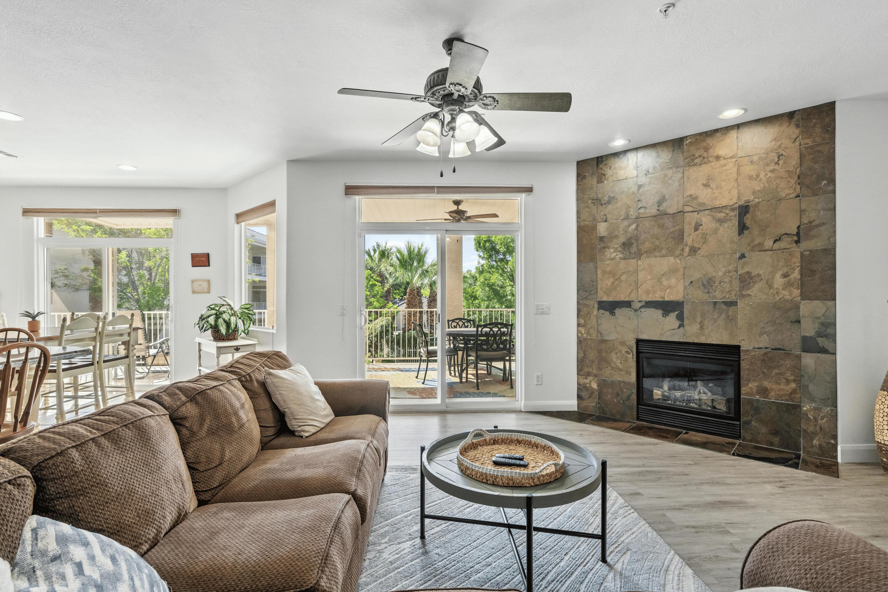 LAS PALMAS RESORT CONDOS - Residential
