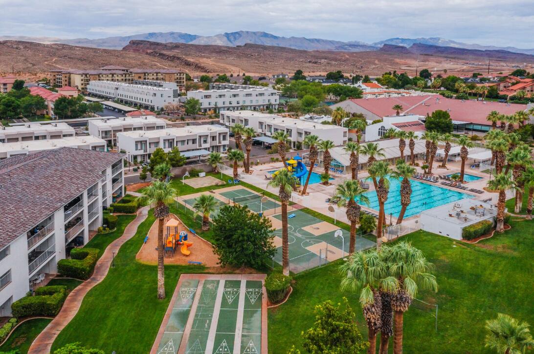 LAS PALMAS RESORT CONDOS - Residential