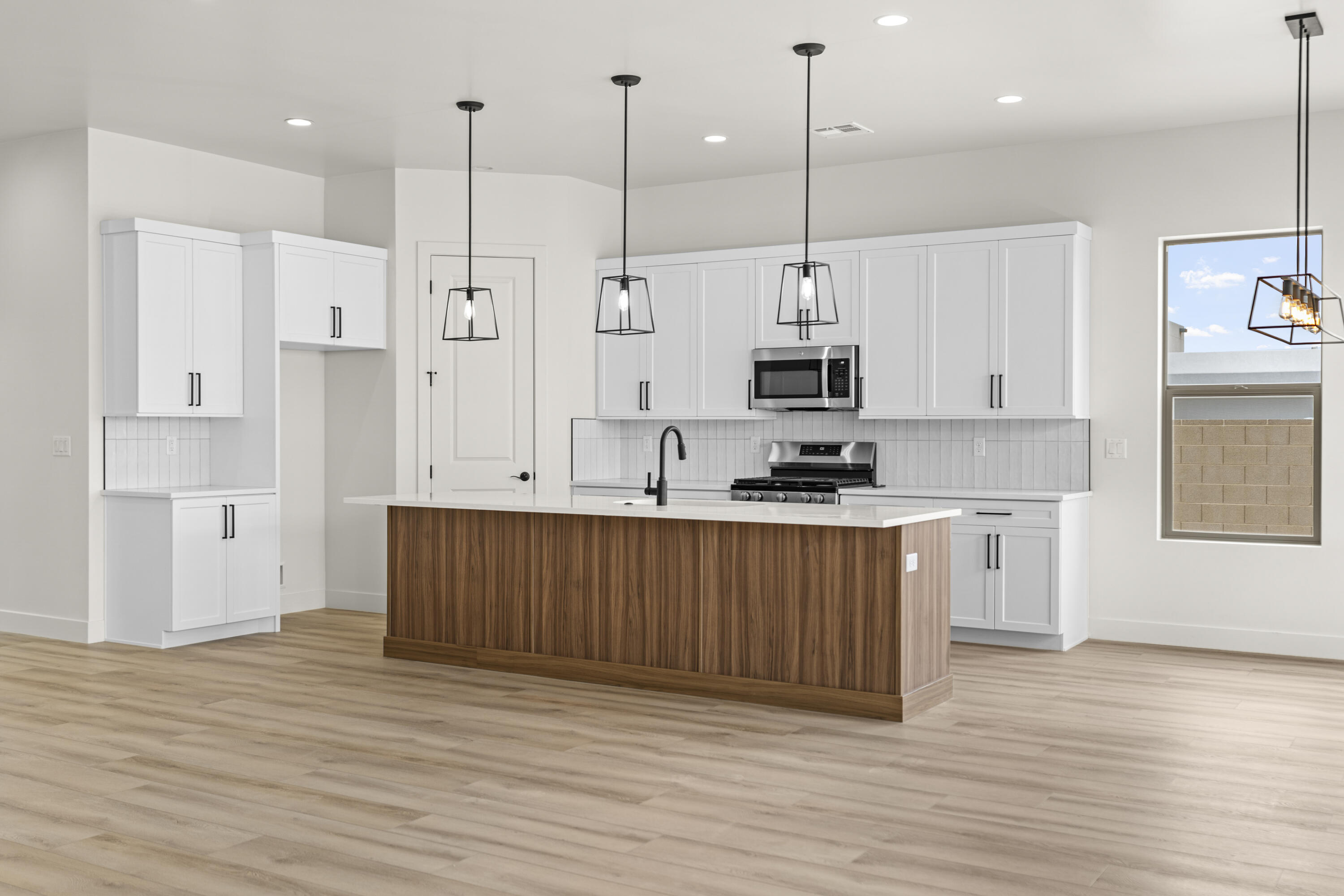 SANDS COVE - Residential
