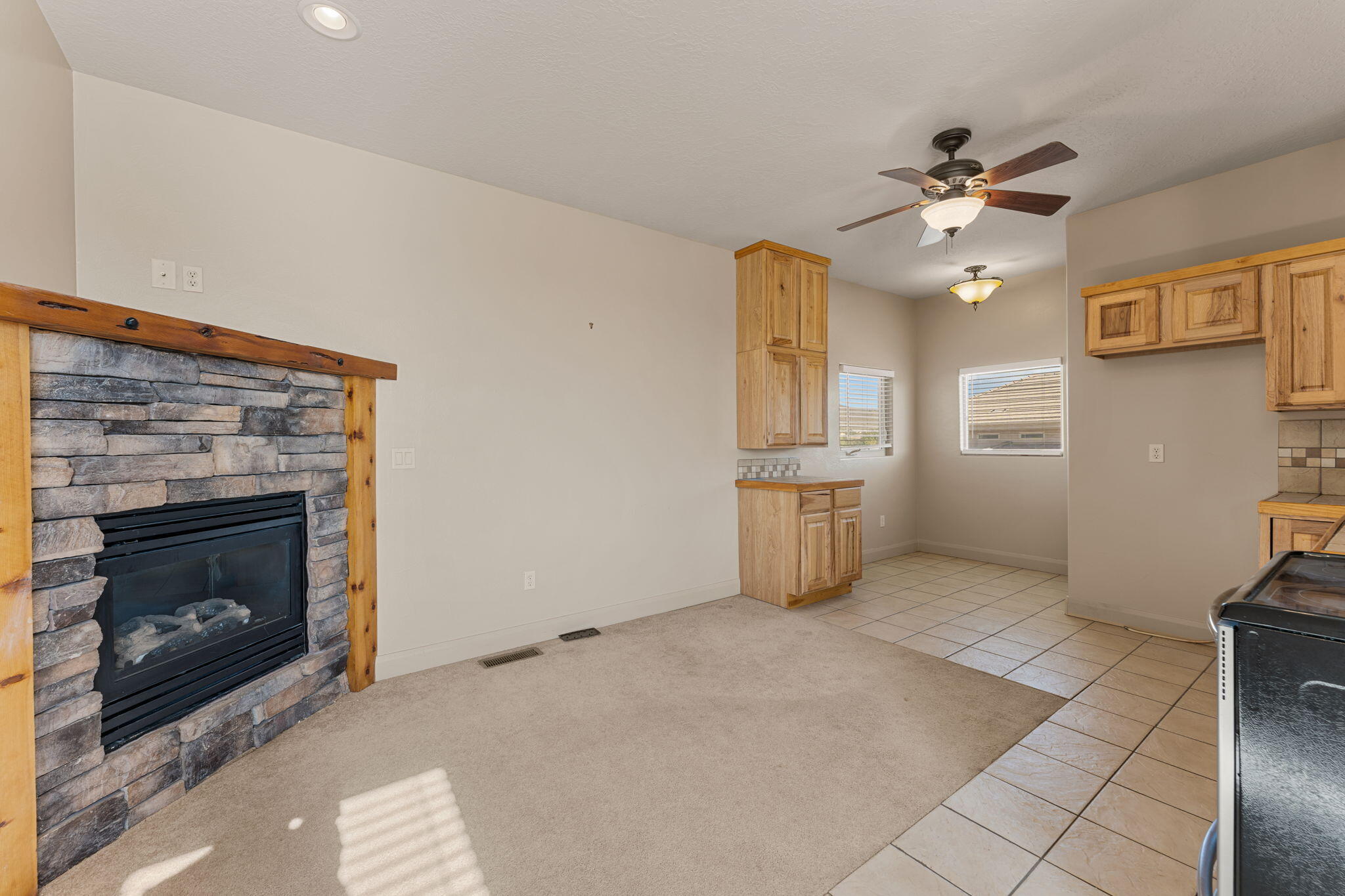 CANYON TRAILS AT DAMMERON VALLEY - Residential