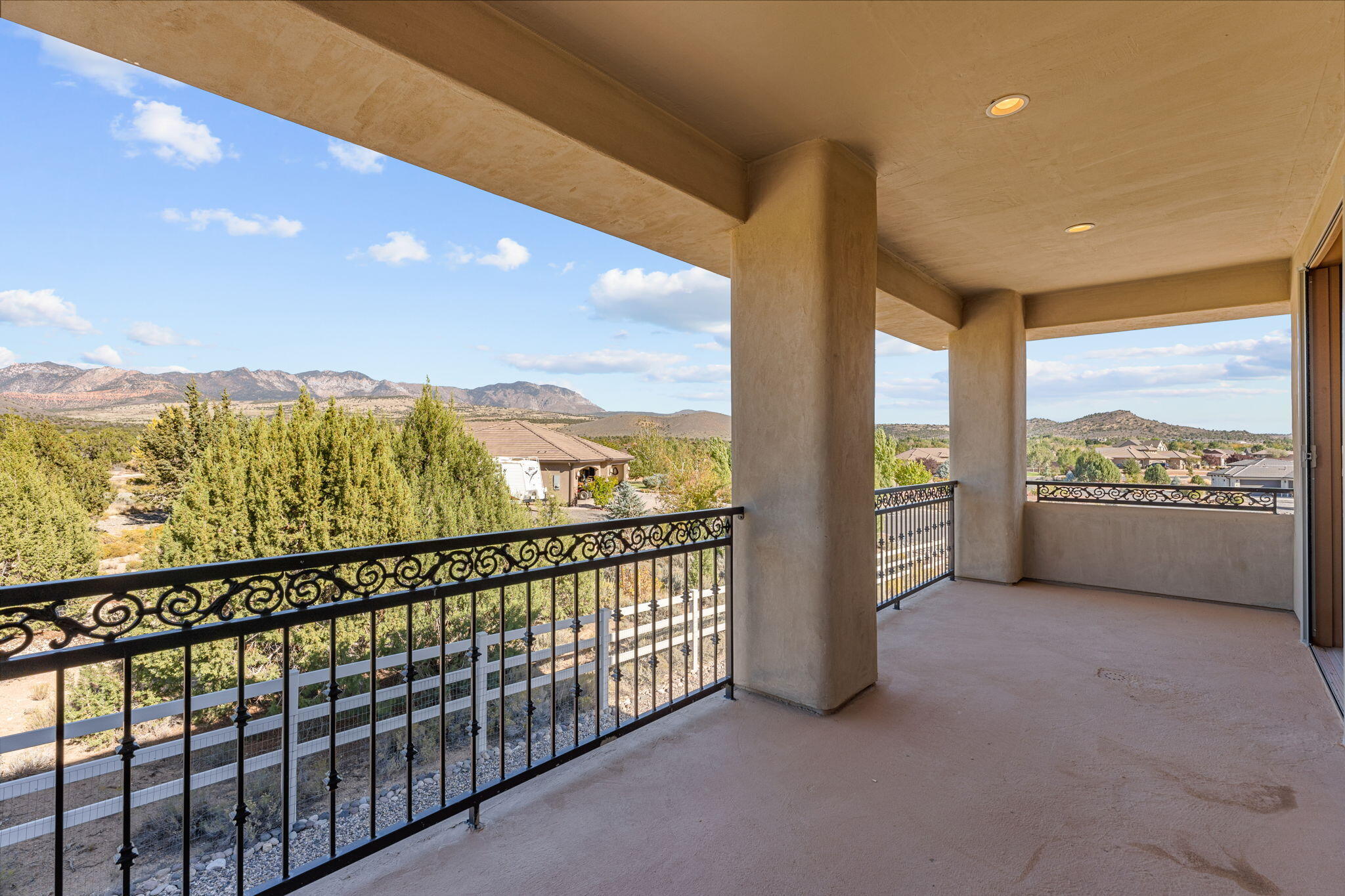 CANYON TRAILS AT DAMMERON VALLEY - Residential