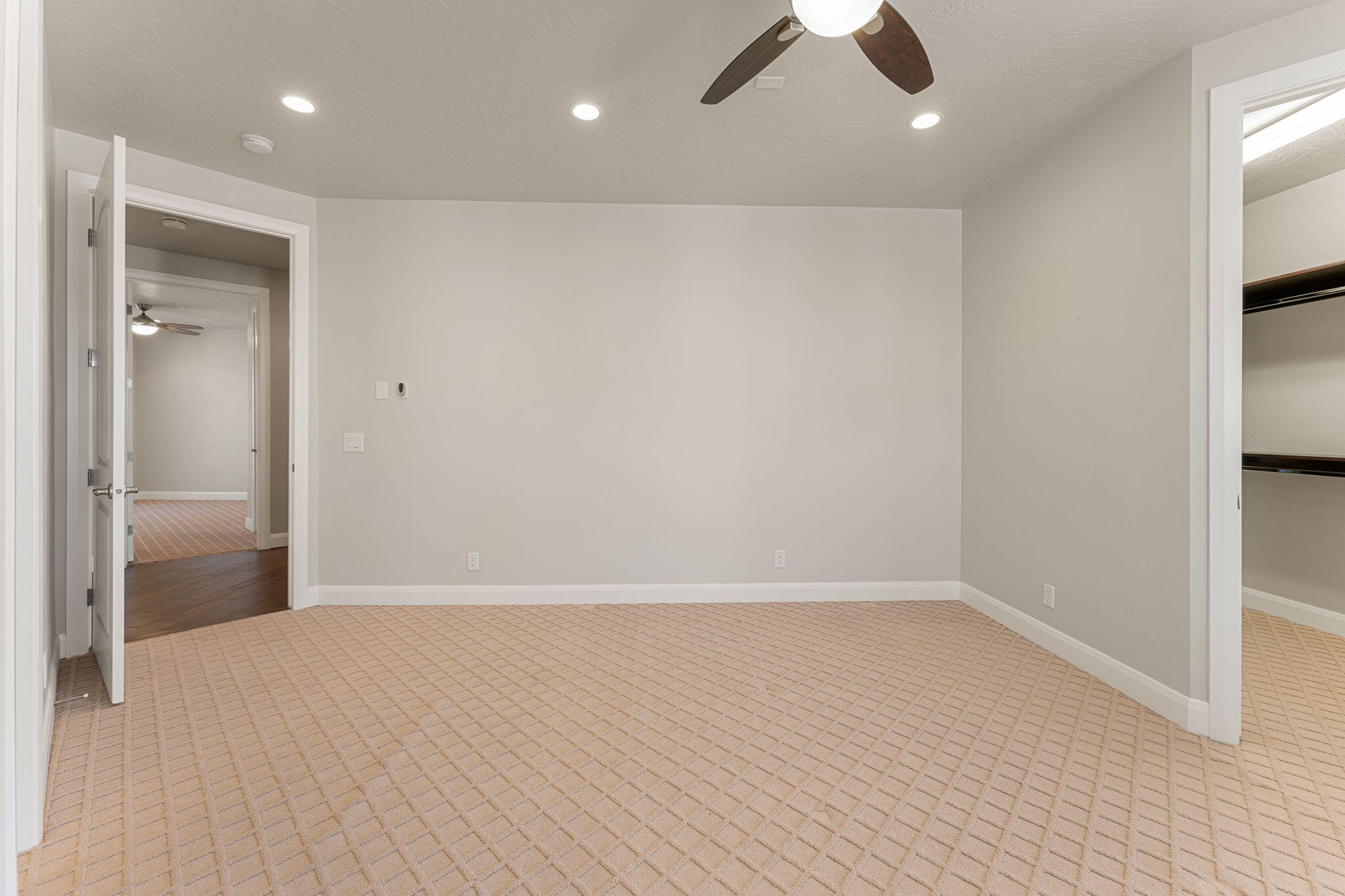 CANYON TRAILS AT DAMMERON VALLEY - Residential